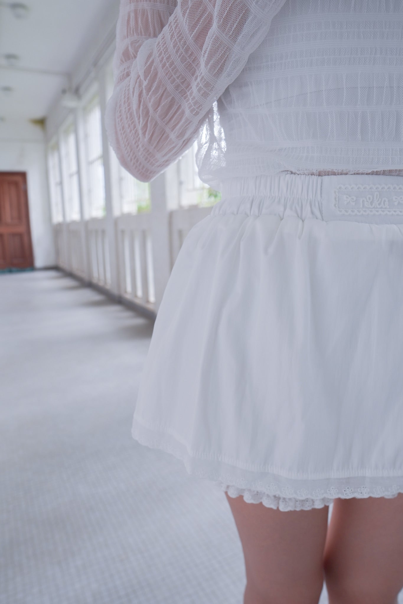 <現貨> 獨家款～ LOGO蕾絲邊短裙褲 ｜兩色入