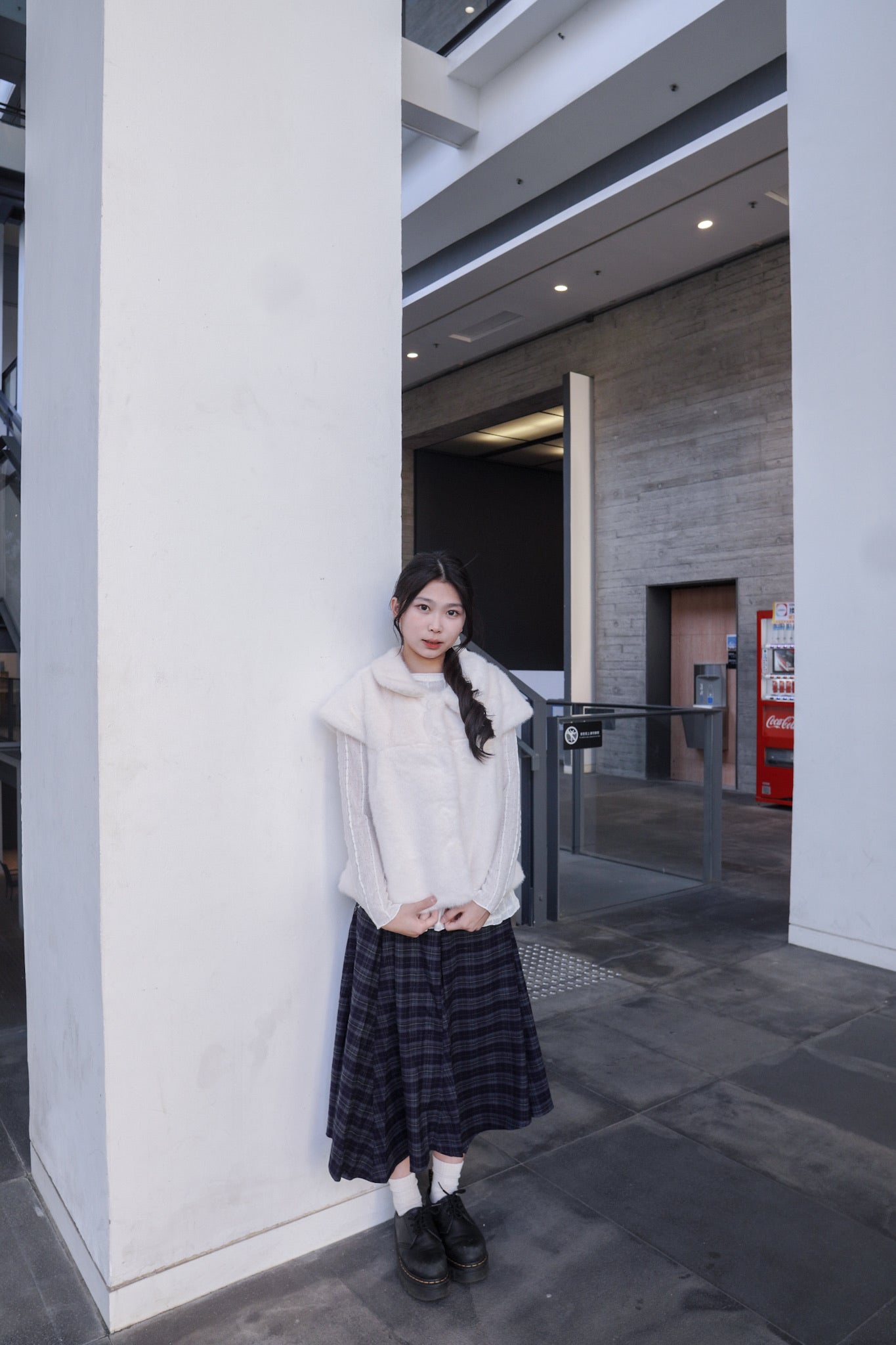 <現貨> 暗花傘型圓領條紋打底上衣