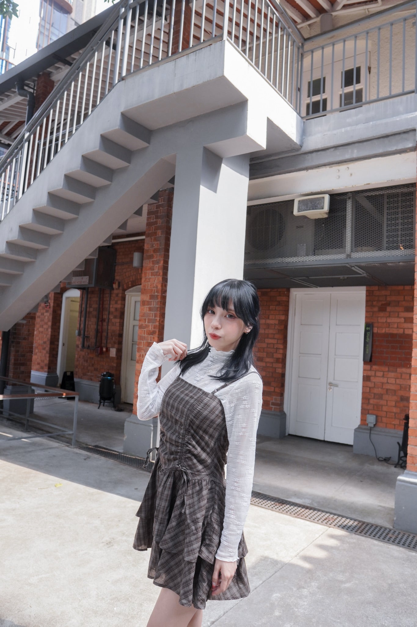 <預訂> 自家製 褶皺透明Ruffle邊立體花花高領內搭打底上衣｜兩色入