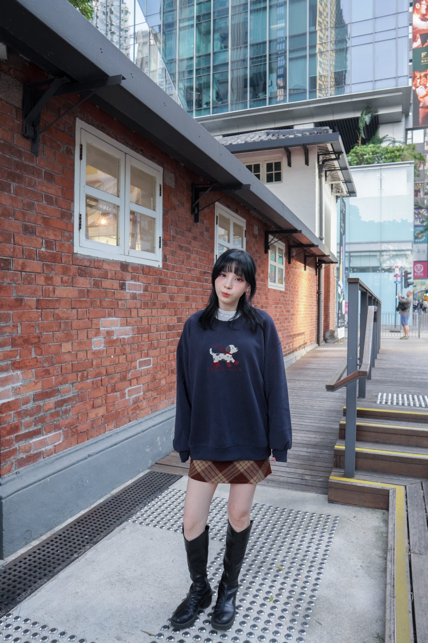 <現貨> 肌理感ruffle邊碎花打底長袖上衣