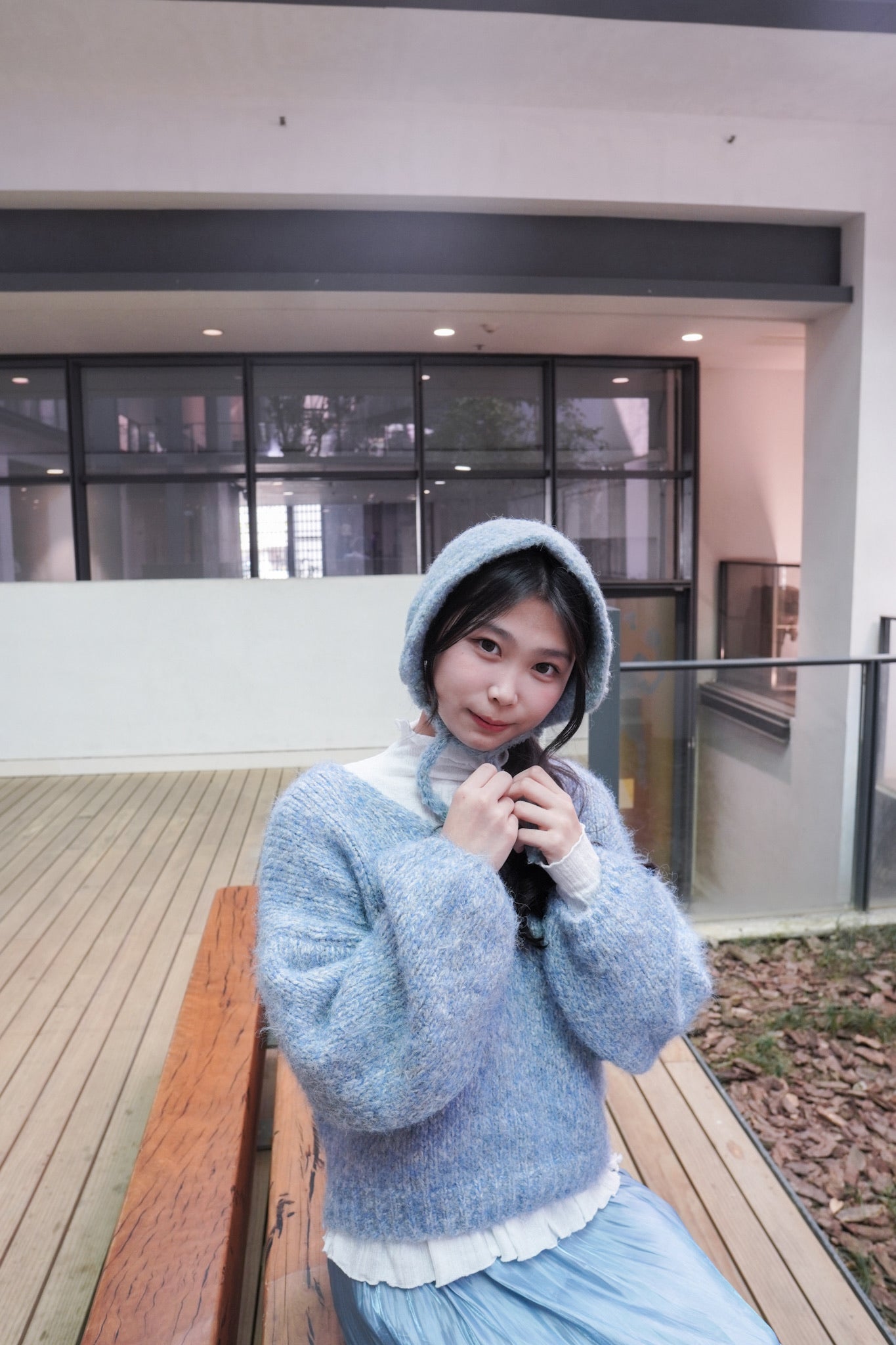 <預訂> 半高領ruffle邊傘型針織打底上衣