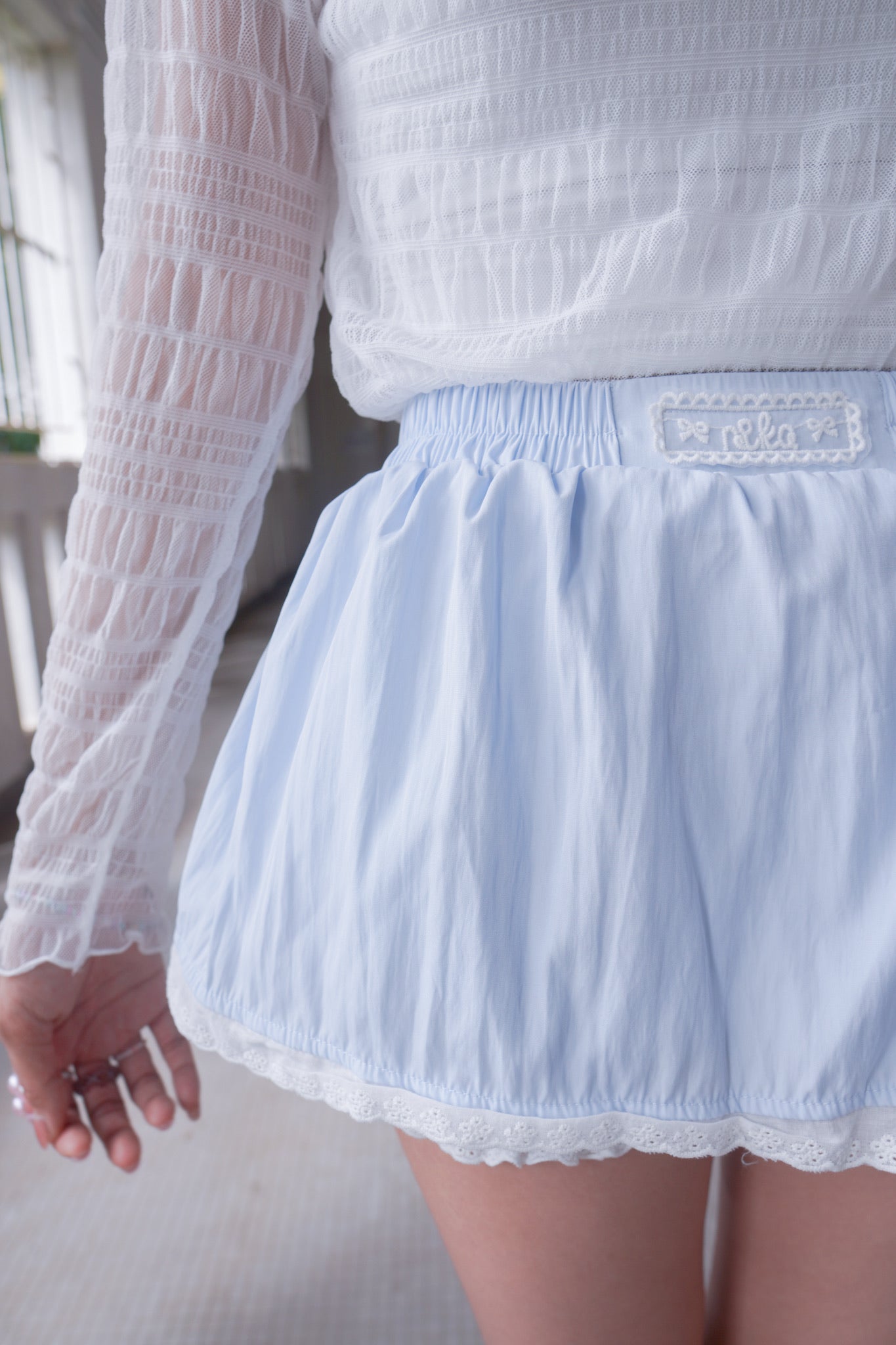 <現貨> 獨家款～ LOGO蕾絲邊短裙褲 ｜兩色入