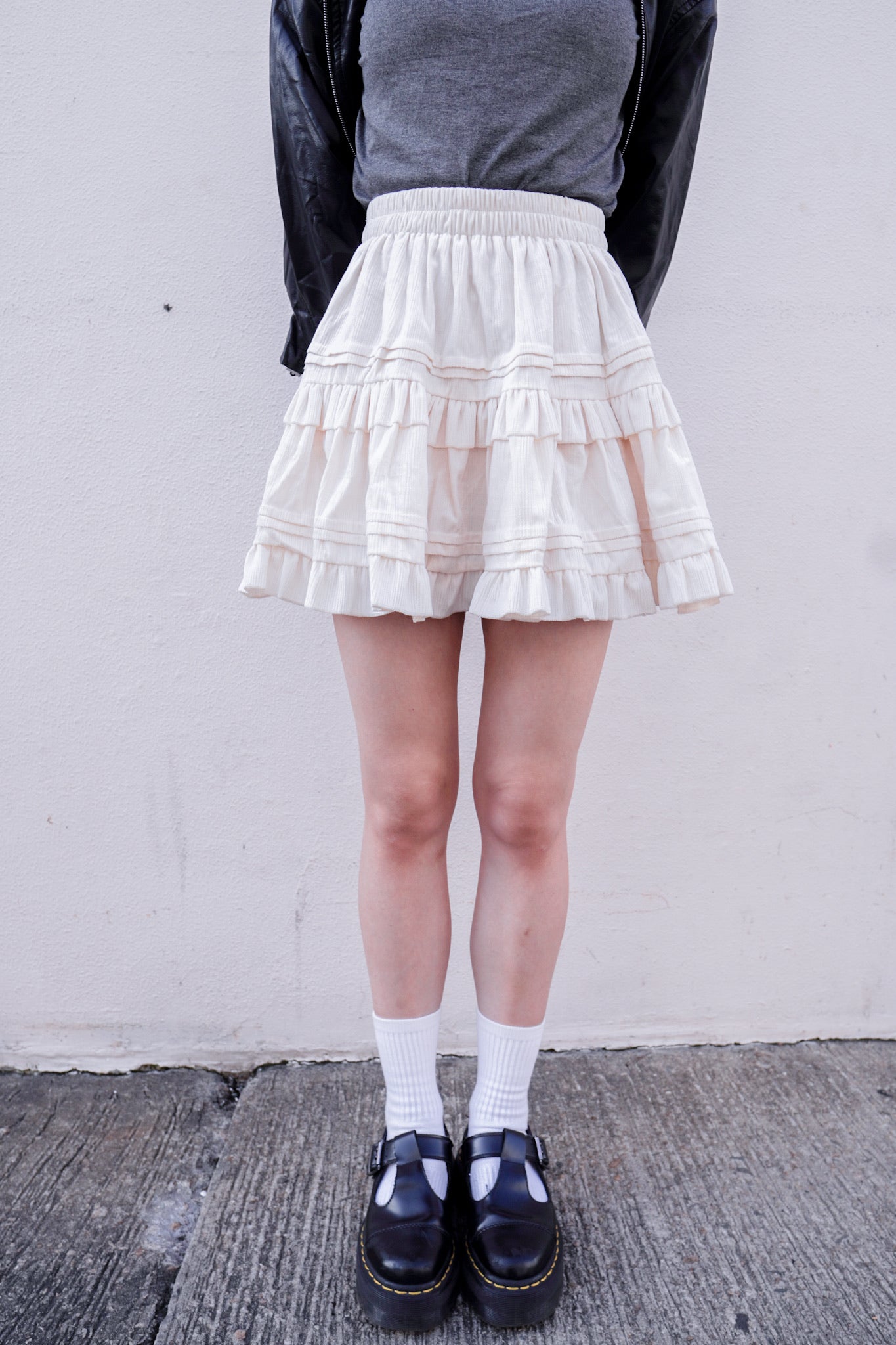 <現貨> 秋冬專屬♡ 絲絨蛋糕短裙 | 兩色入