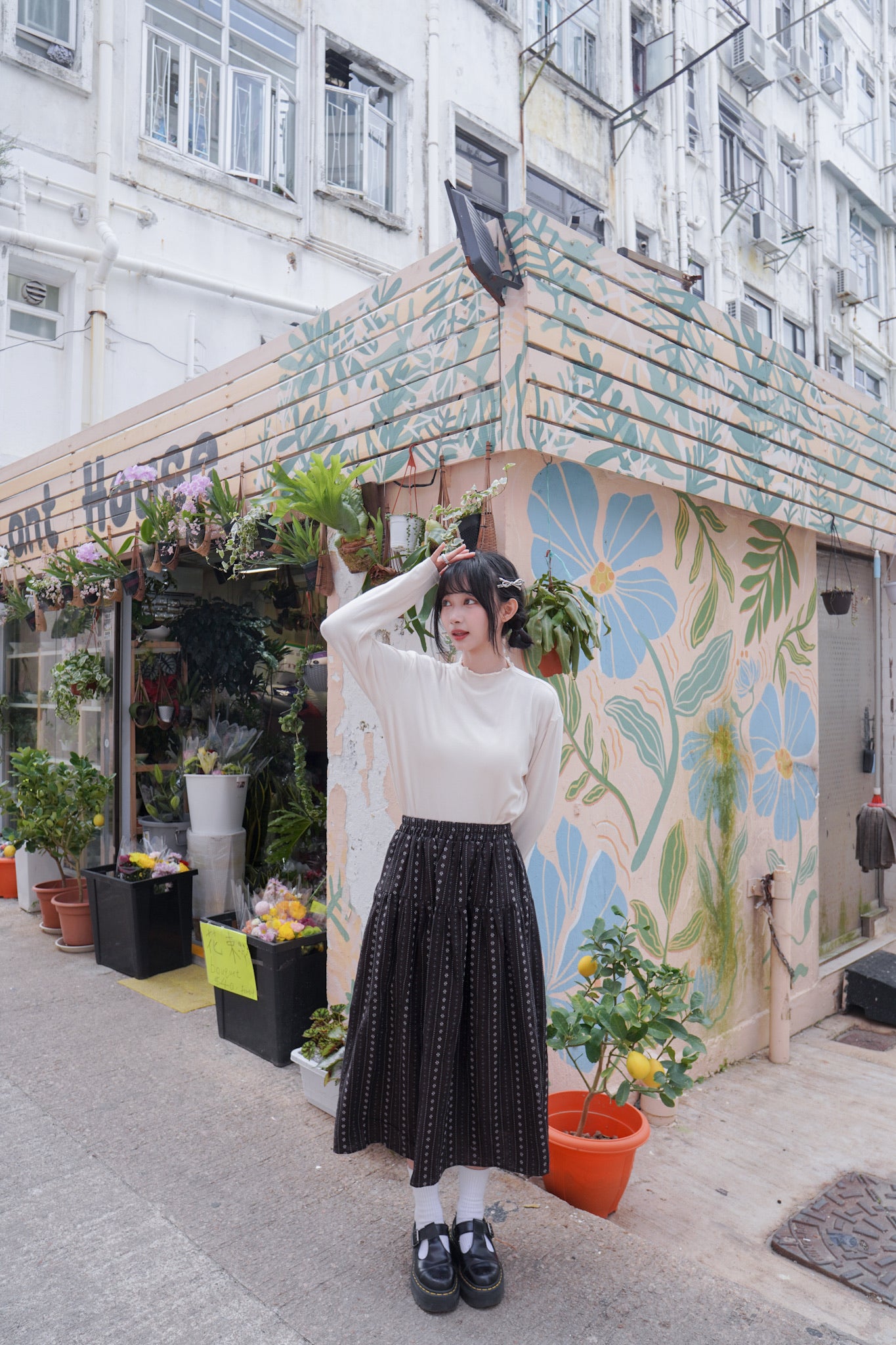 <現貨> 自家製 超厚實! ruffle邊半高領純色內搭上衣｜三色入