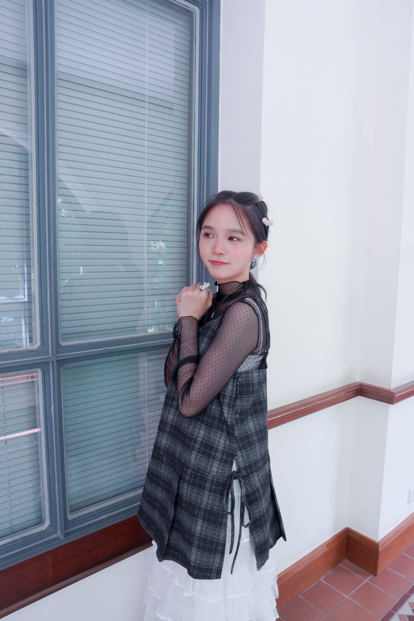 <現貨> 四季也OK！圓點薄紗蕾絲長袖打底內搭｜四色入