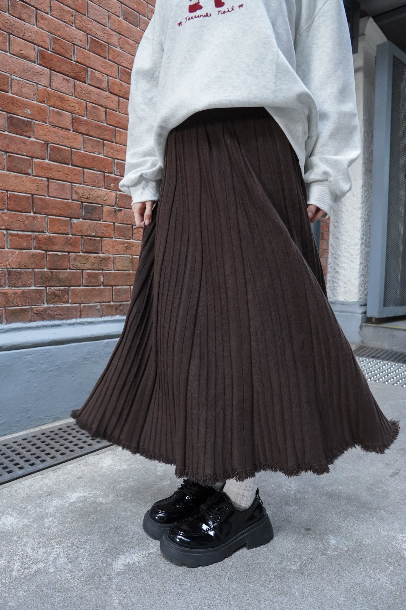 <預訂> 自家製 流蘇針織半身長裙｜兩色入