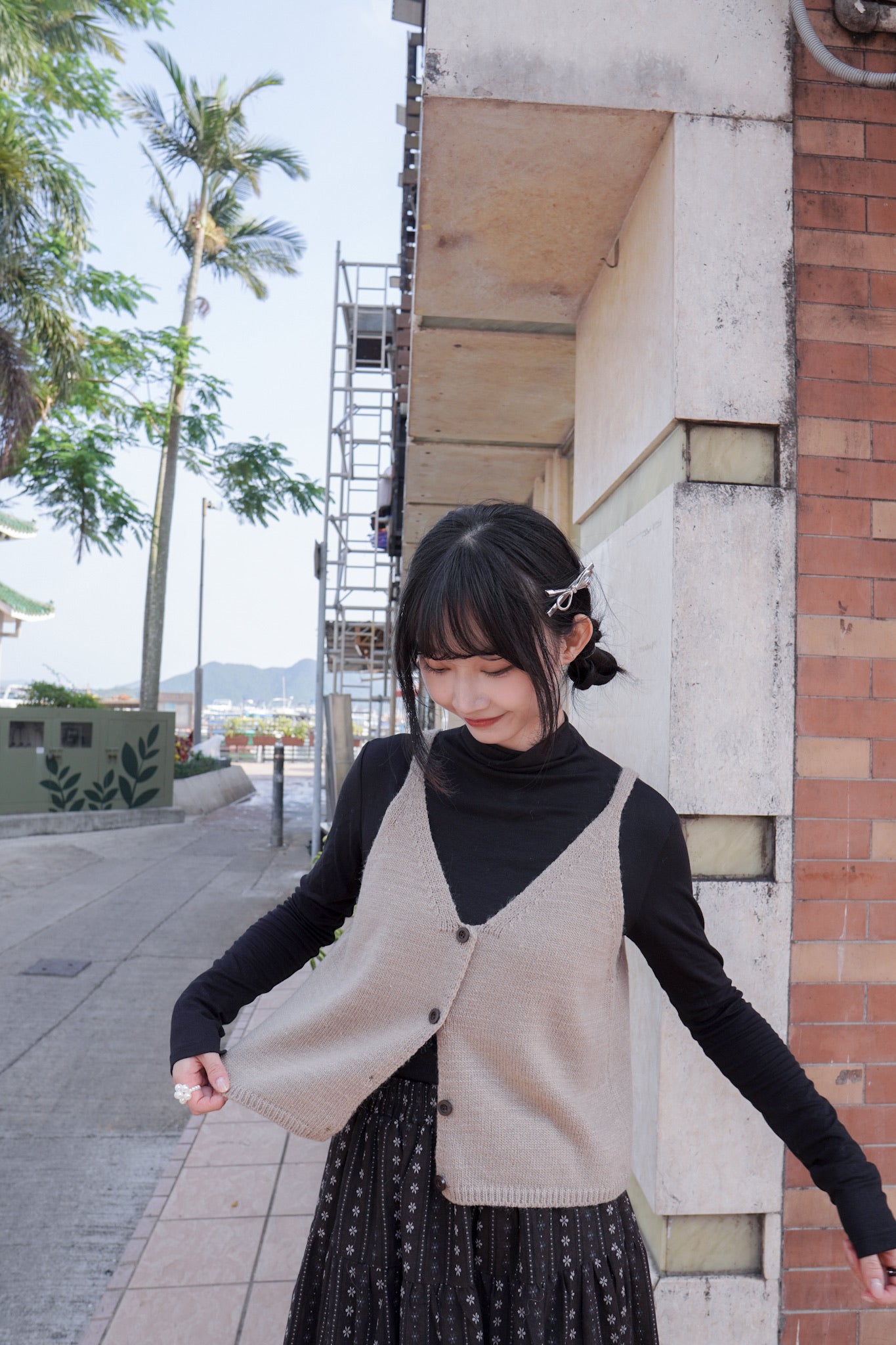 <現貨> 簡約針織v領鈕扣馬甲背心｜兩色入