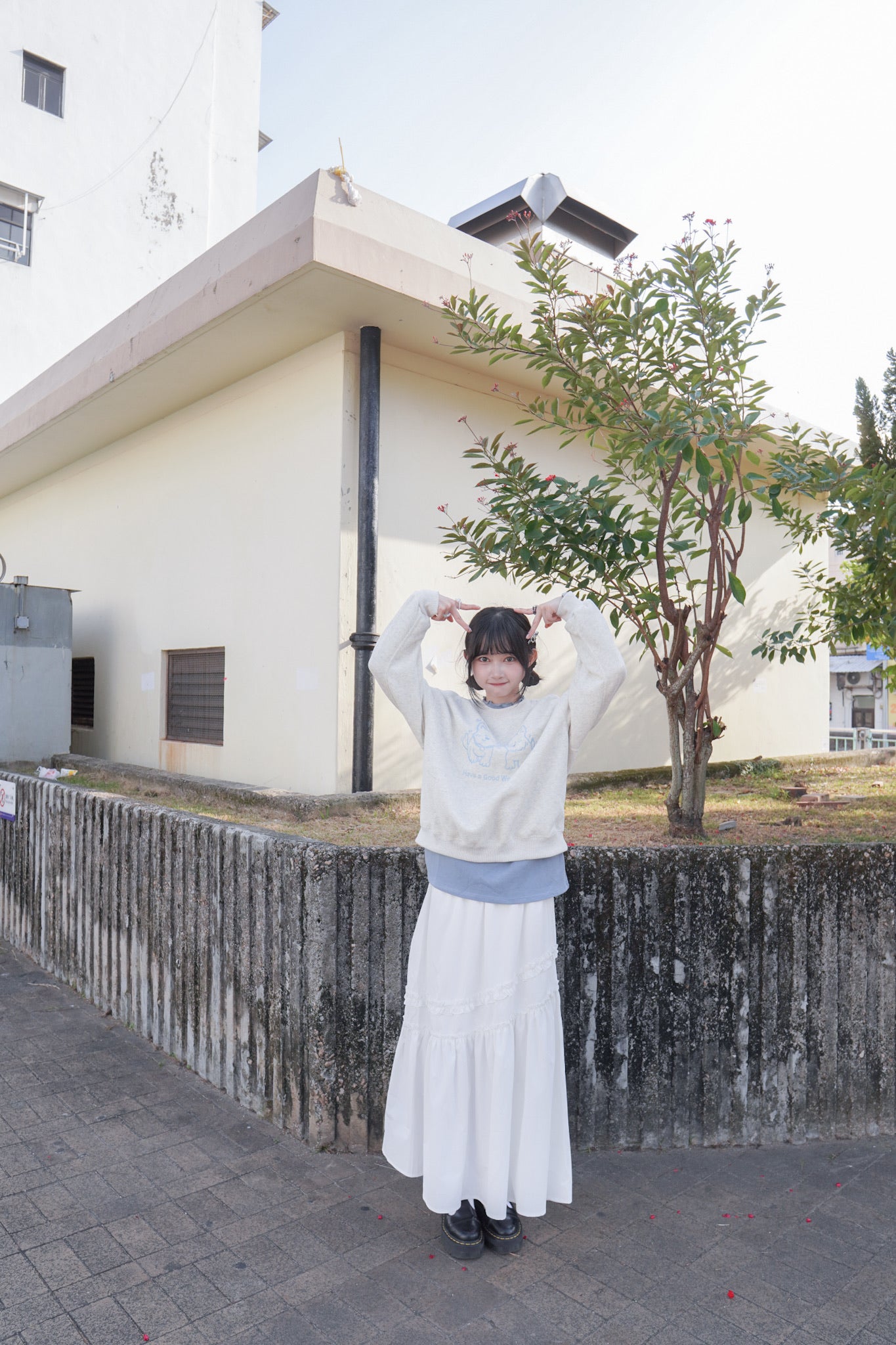 <現貨> 自家製 超厚實! ruffle邊半高領純色內搭上衣｜三色入