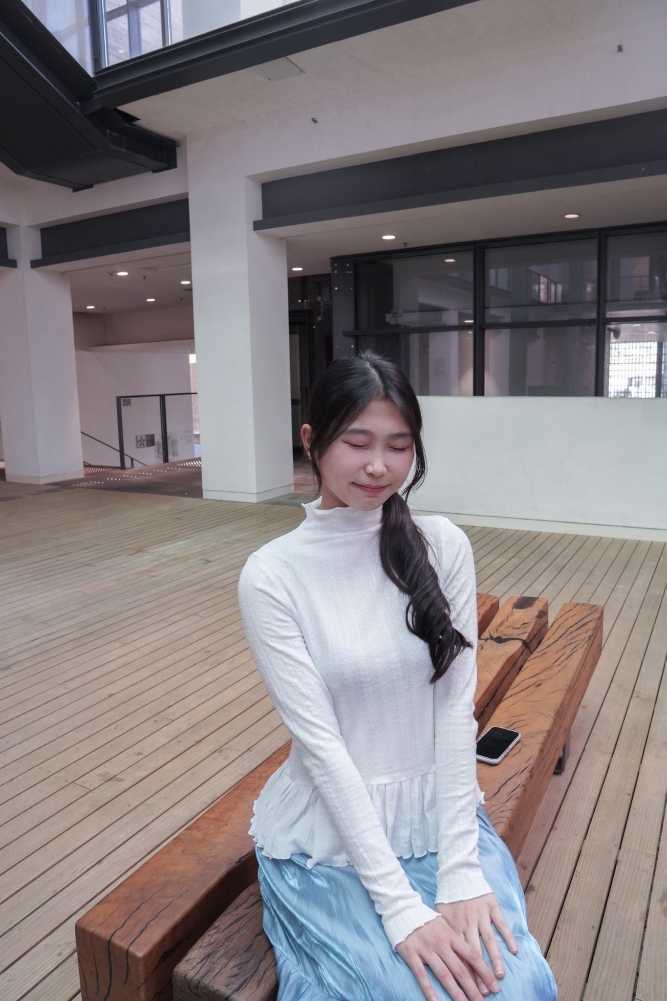 <預訂> 半高領ruffle邊傘型針織打底上衣