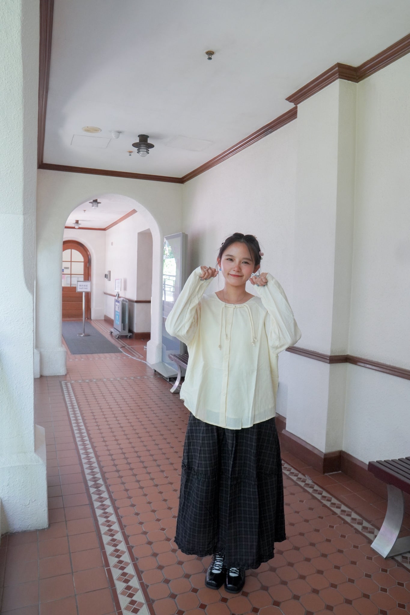 <預訂> 自家製 肌理紋鈕扣長袖裇衫