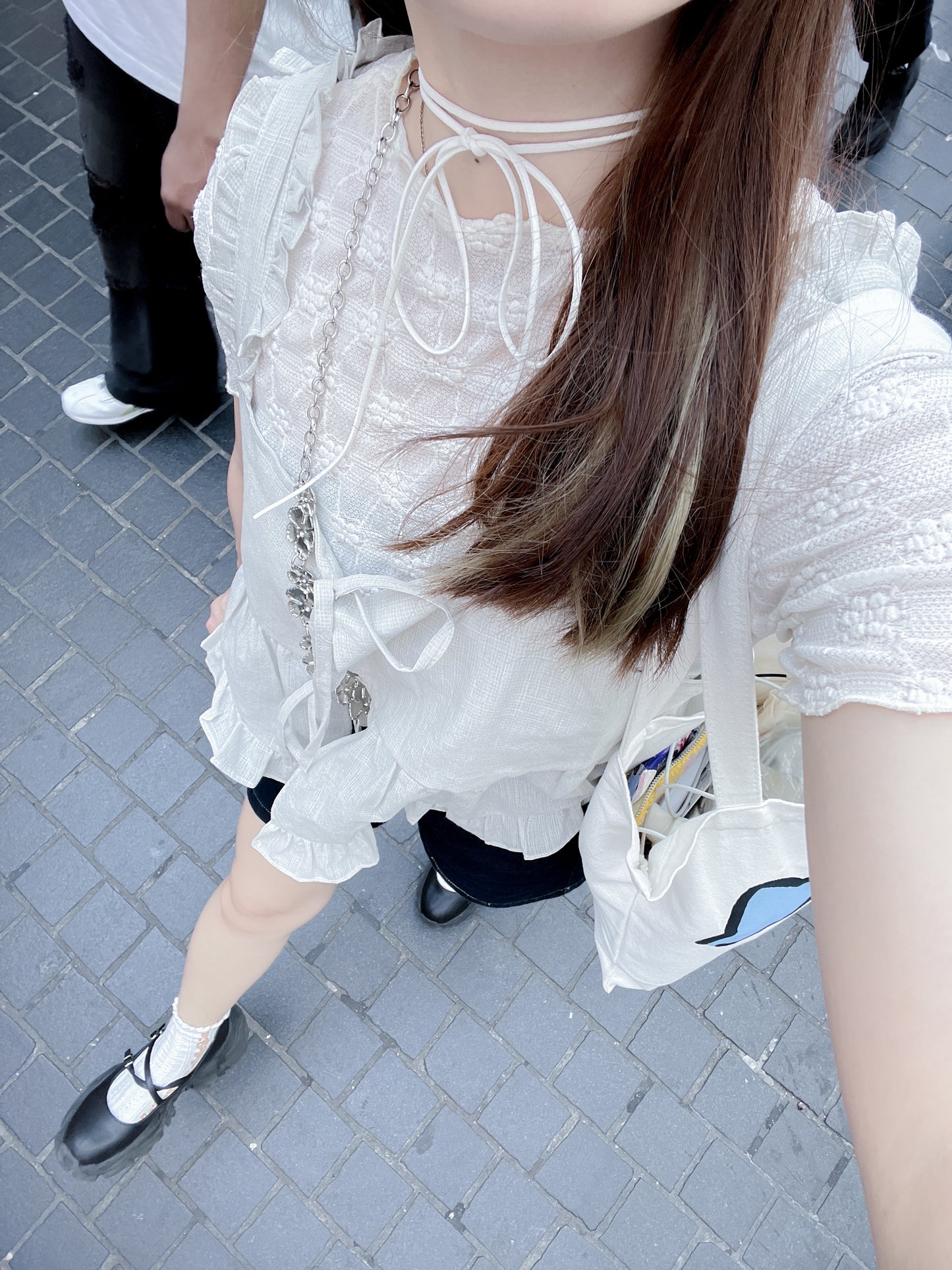<預訂> ruffle木耳提花短袖透透上衣
