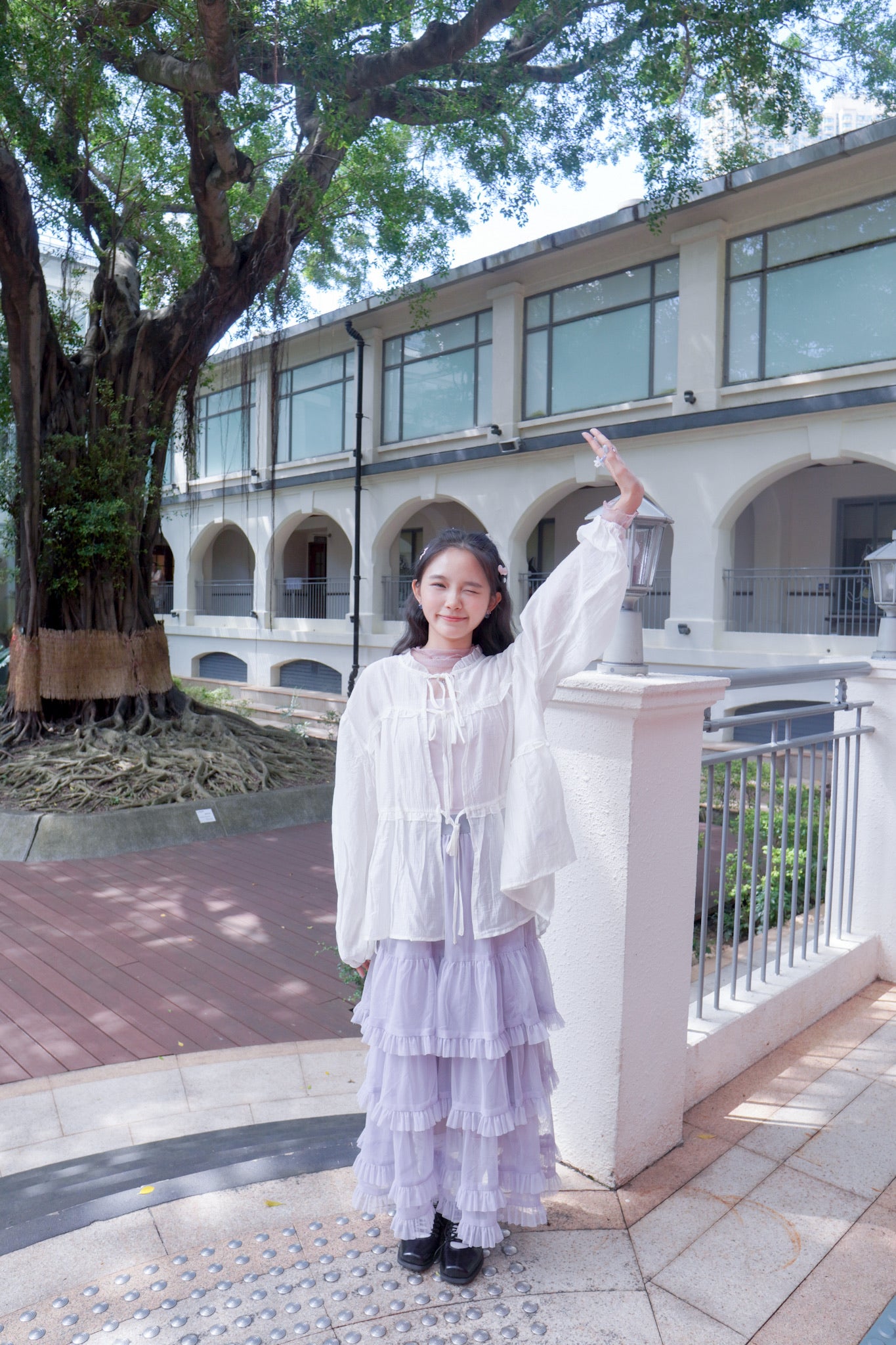 <預訂> 荷葉邊泡泡袖綁帶透紗薄外套