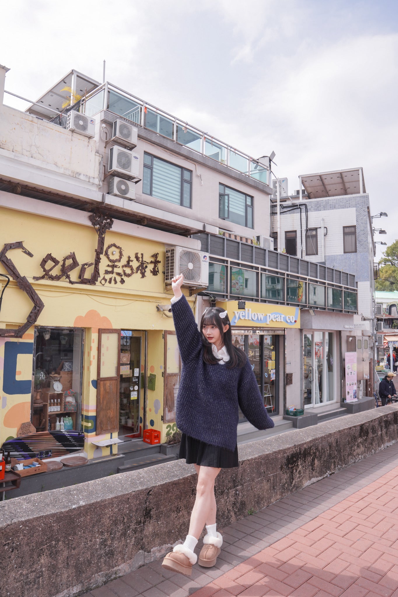 <現貨> BlingBling後綁帶毛茸茸針織上衣