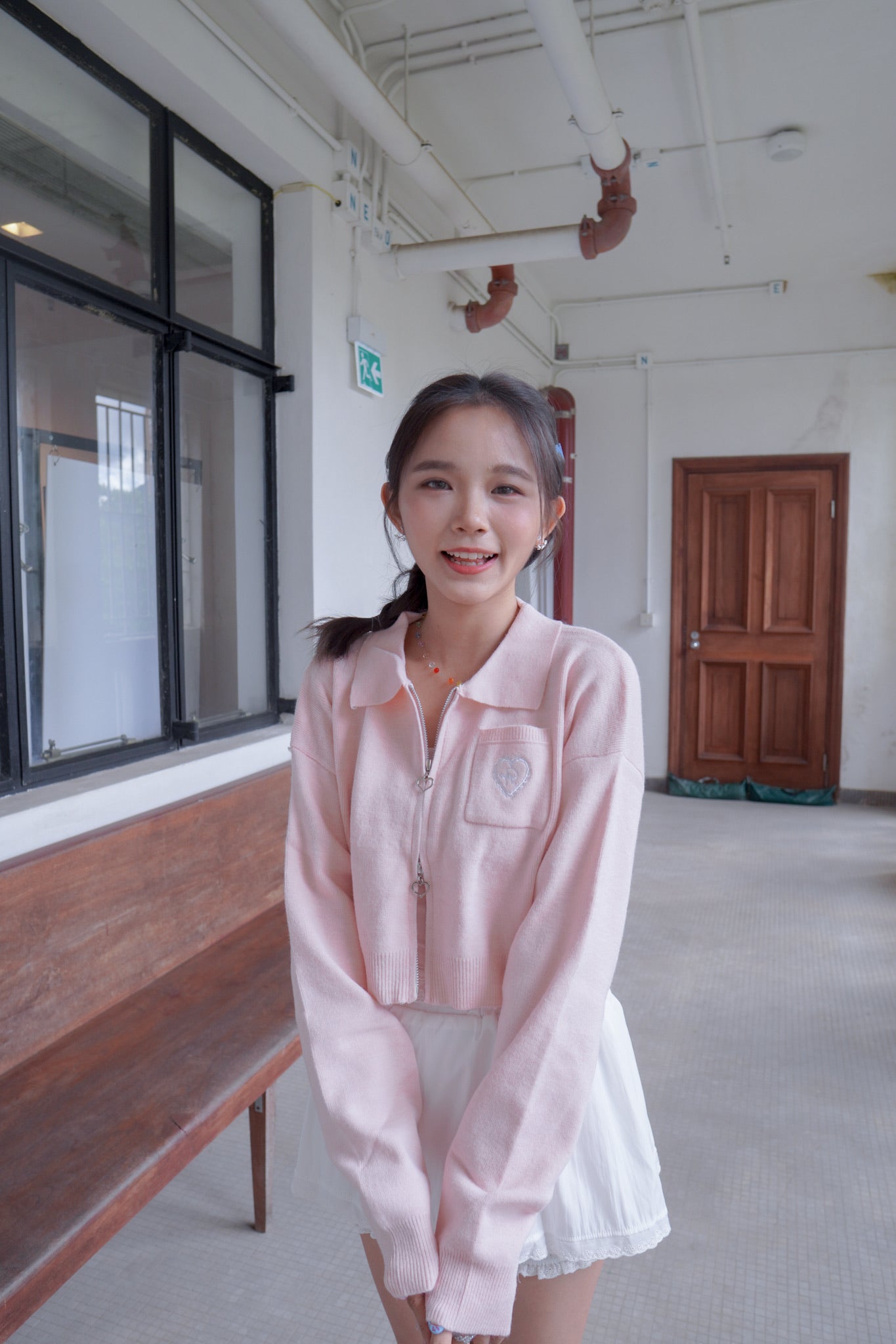 <現貨> 超可愛～馬卡龍愛心刺繡拉鍊口袋針織上衣｜淺粉