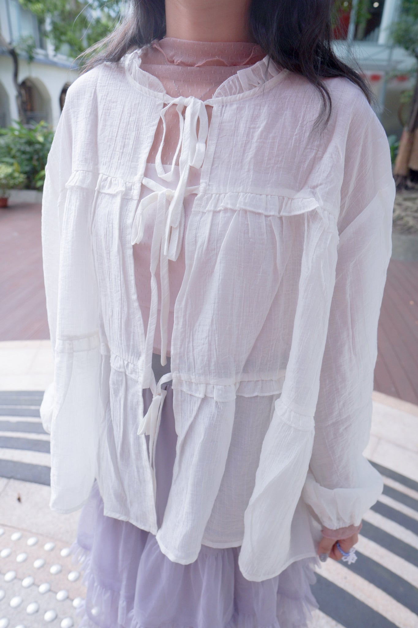 <預訂> 荷葉邊泡泡袖綁帶透紗薄外套