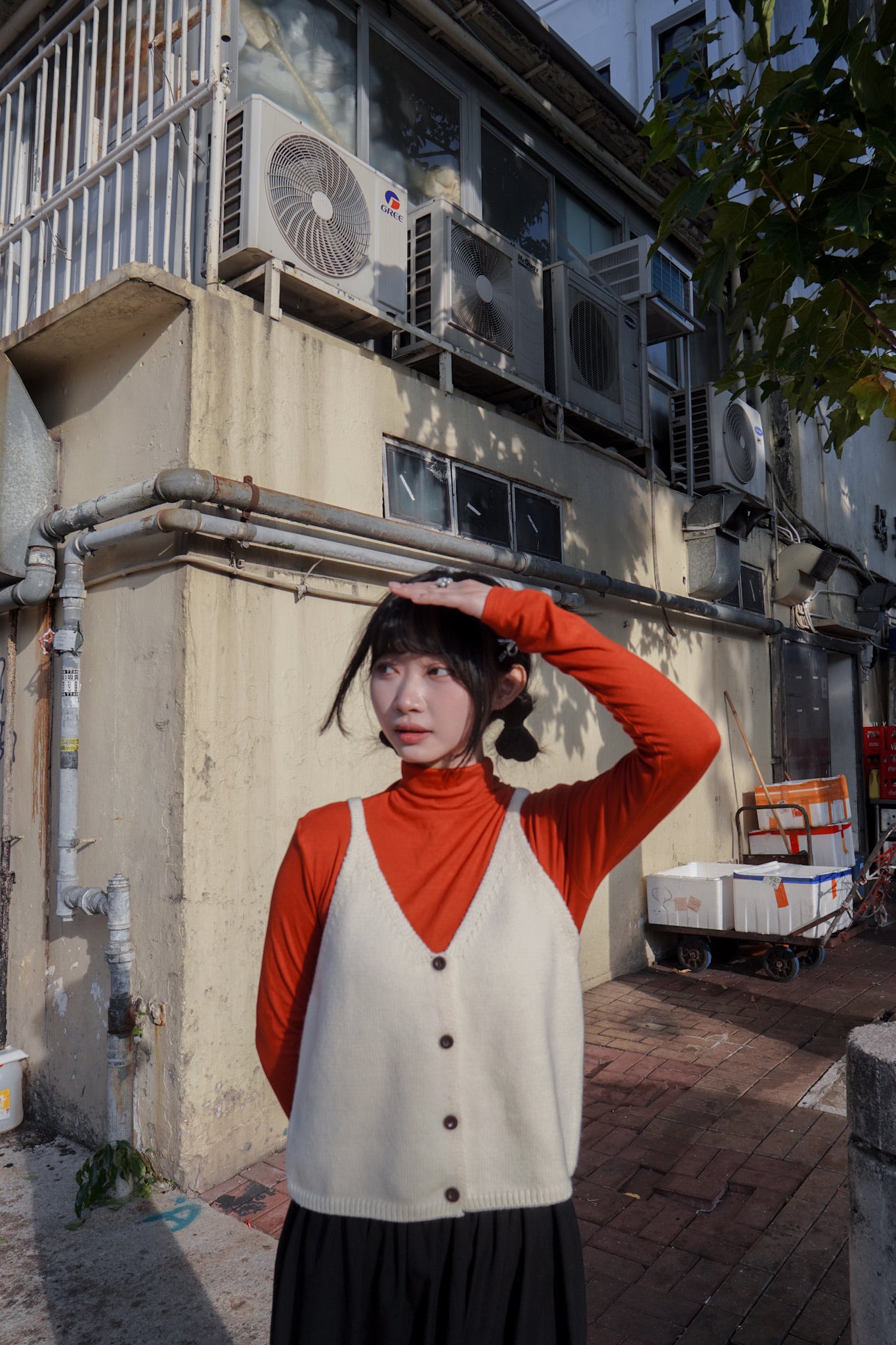 <現貨> 簡約針織v領鈕扣馬甲背心｜兩色入