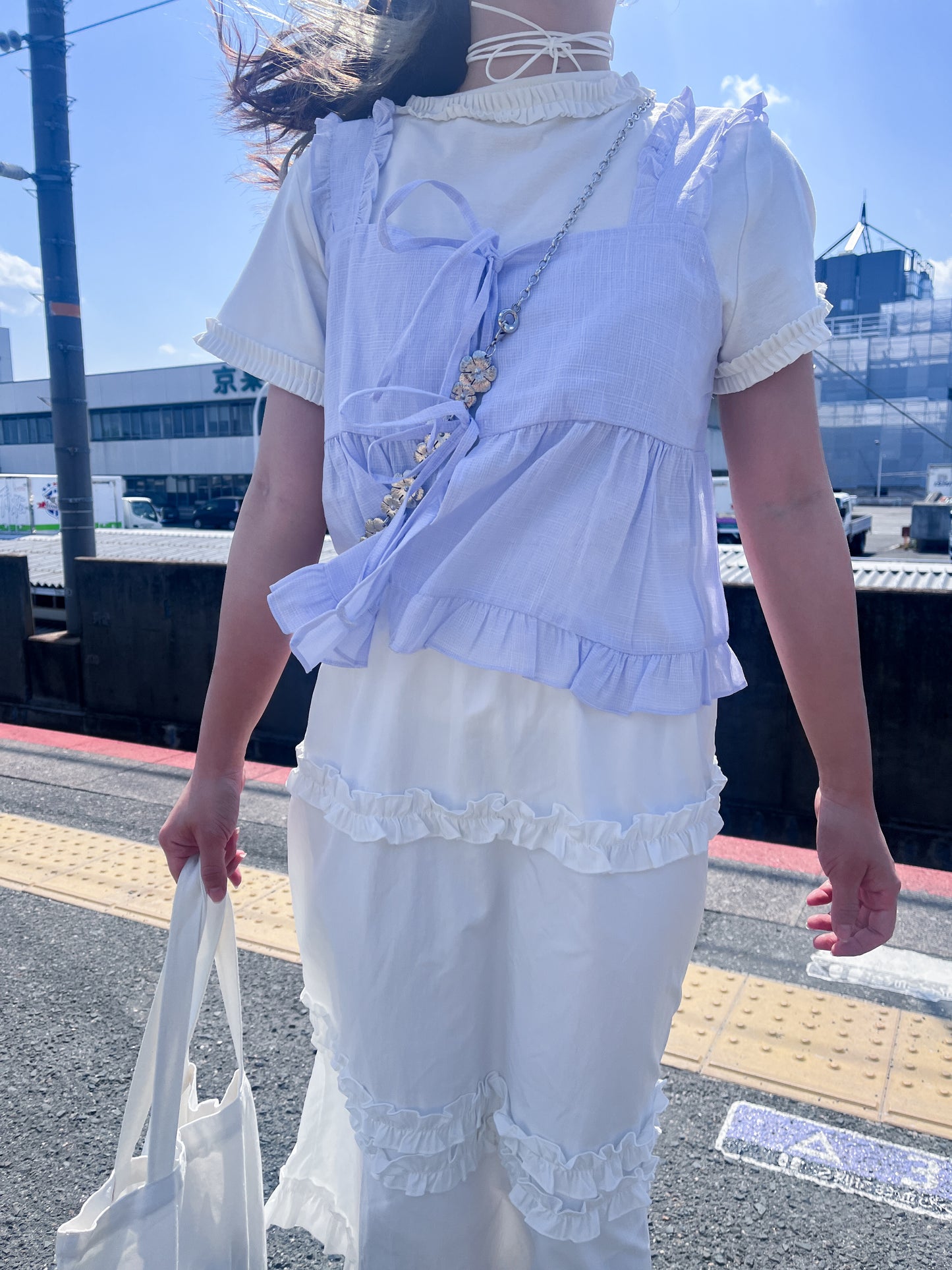 <預訂> 疊穿神器 前雙綁帶格紋荷葉邊外搭背心｜兩色入