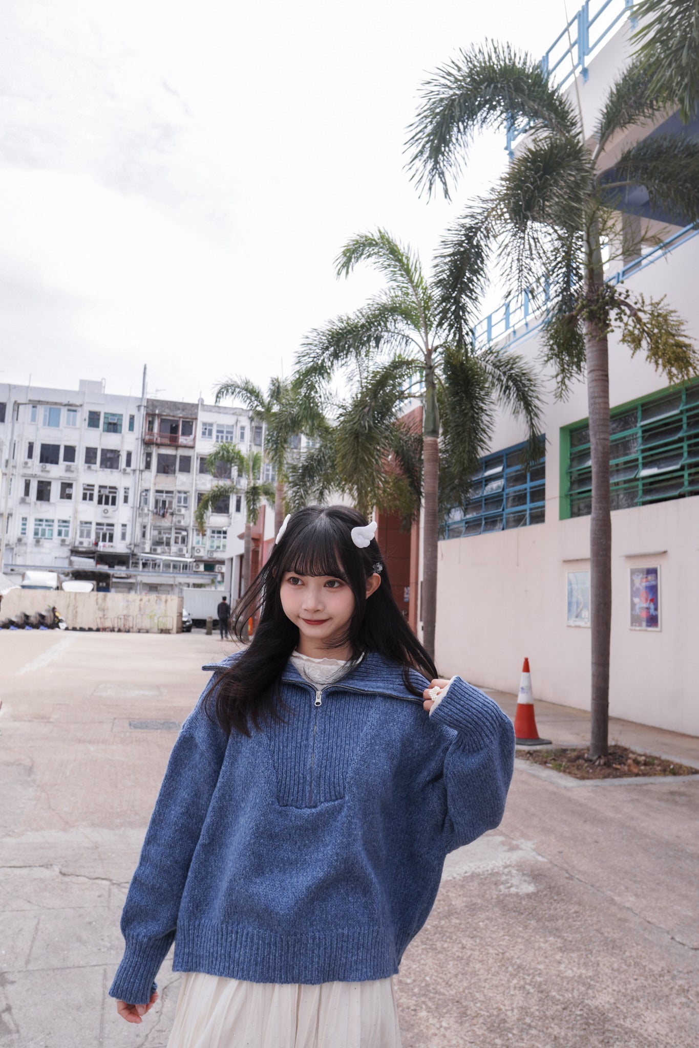 <預訂> 自家製 褶皺透明Ruffle邊立體花花高領內搭打底上衣｜兩色入