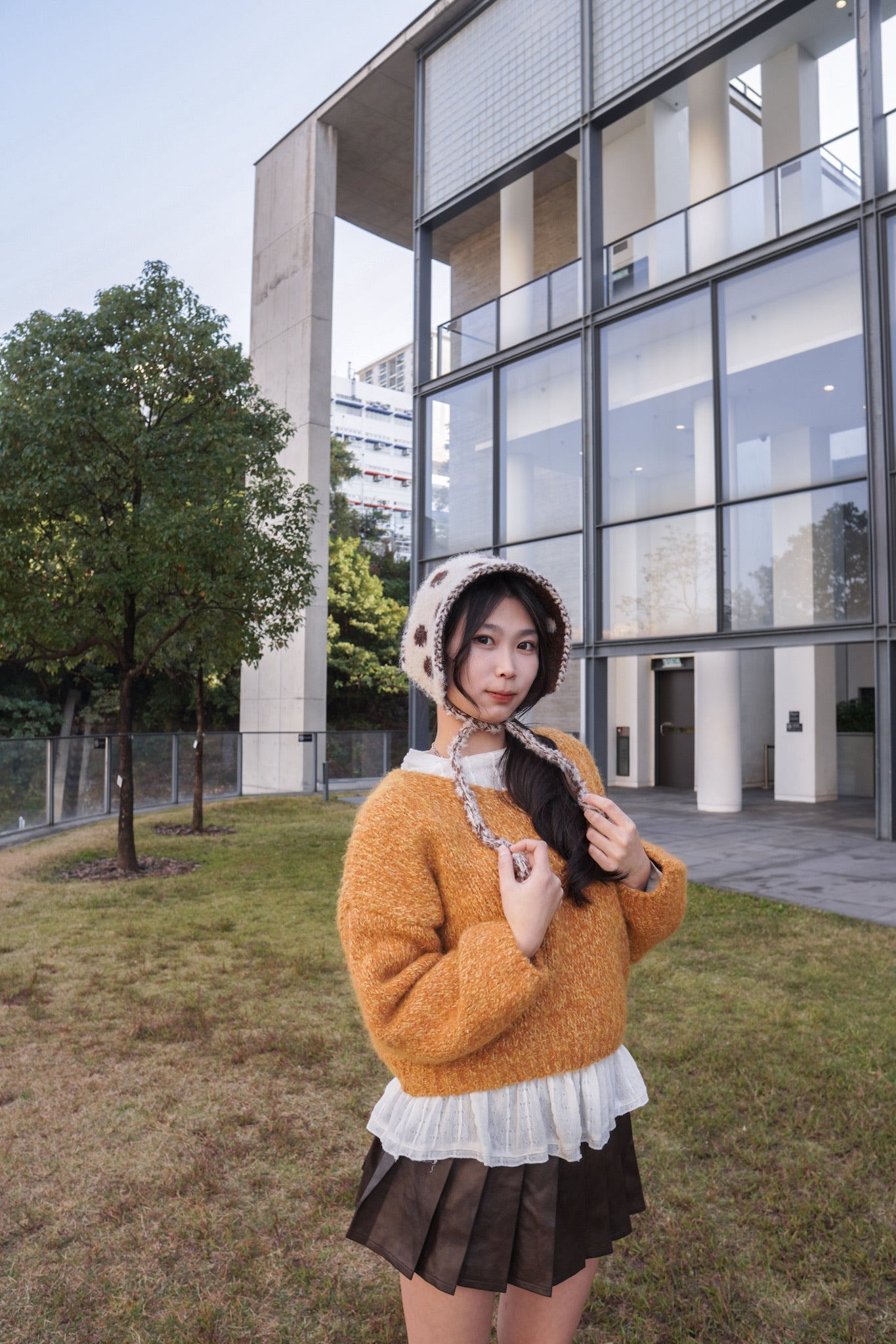 <現貨> 暗花傘型圓領條紋打底上衣