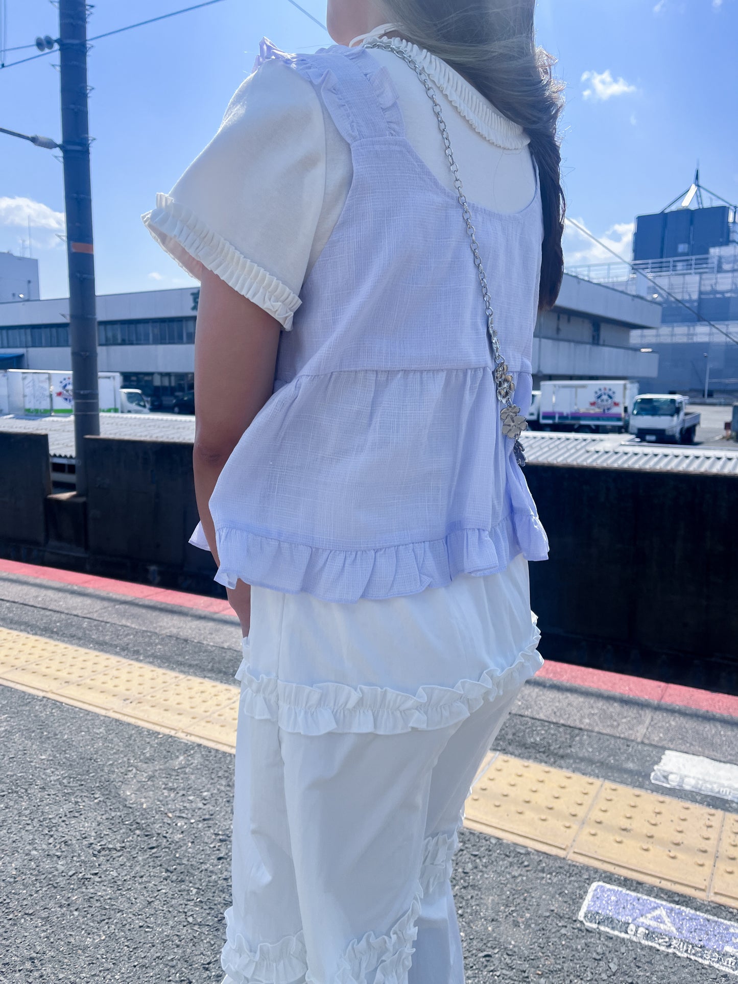 <預訂> 自家製 獨家款ruffle邊短袖百搭Tee