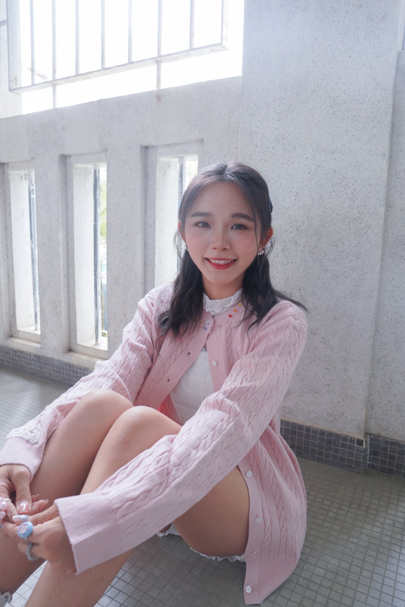 <現貨> 超可愛糖果色～棉花中長款花朵扣麻花開胸外套｜淺粉