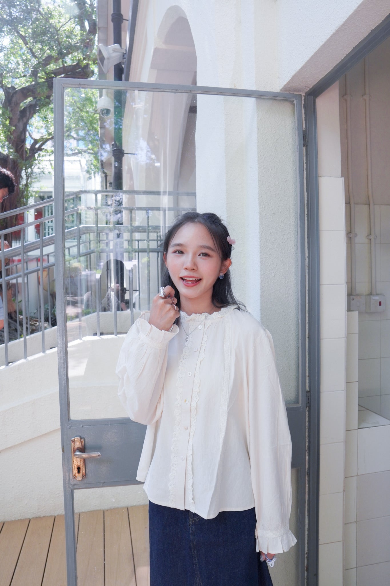 <現貨> 自家製 奶杏娃娃領蕾絲長袖裇衫