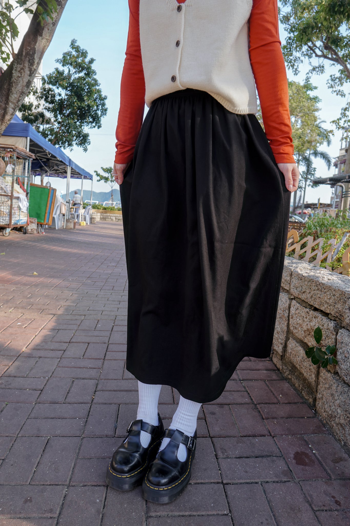 <現貨> 自家製 垂吊感A字小黑長裙