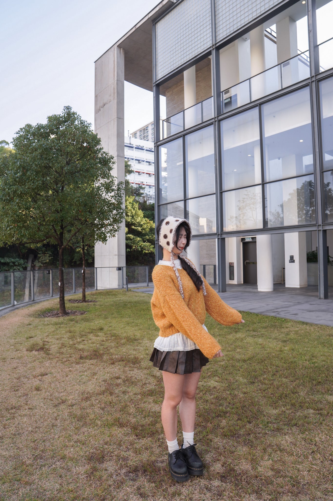 <現貨> 暗花傘型圓領條紋打底上衣