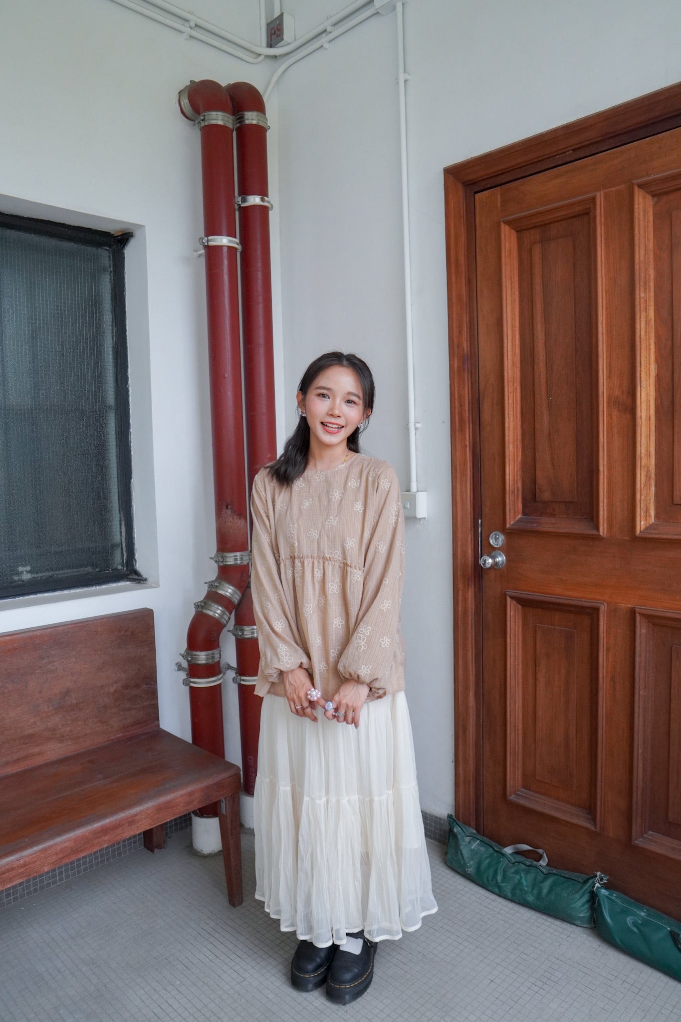 <現貨> 獨家款 泰國人手製作! 格紋小花卉泡泡袖上衣｜兩色入