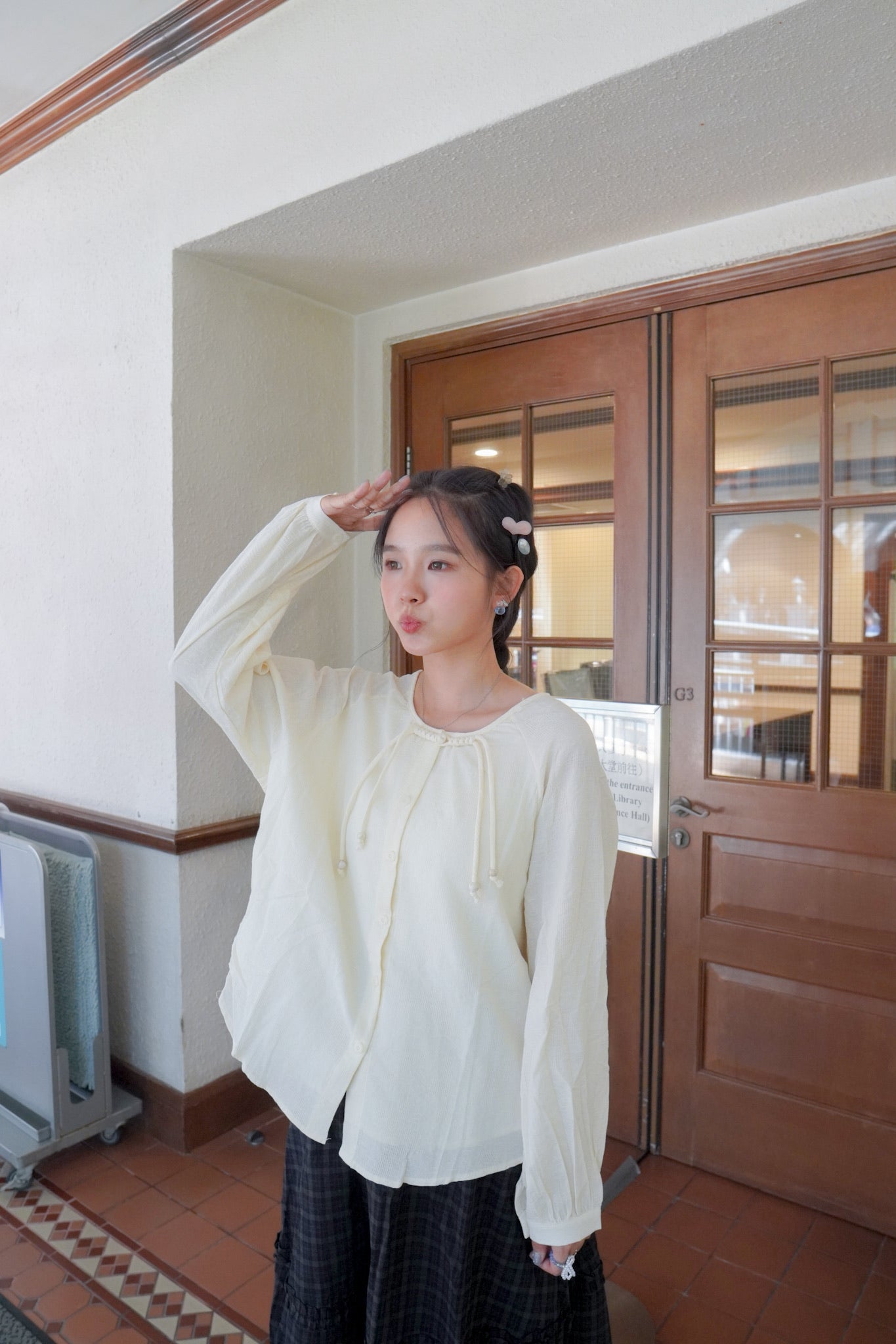 <預訂> 自家製 肌理紋鈕扣長袖裇衫