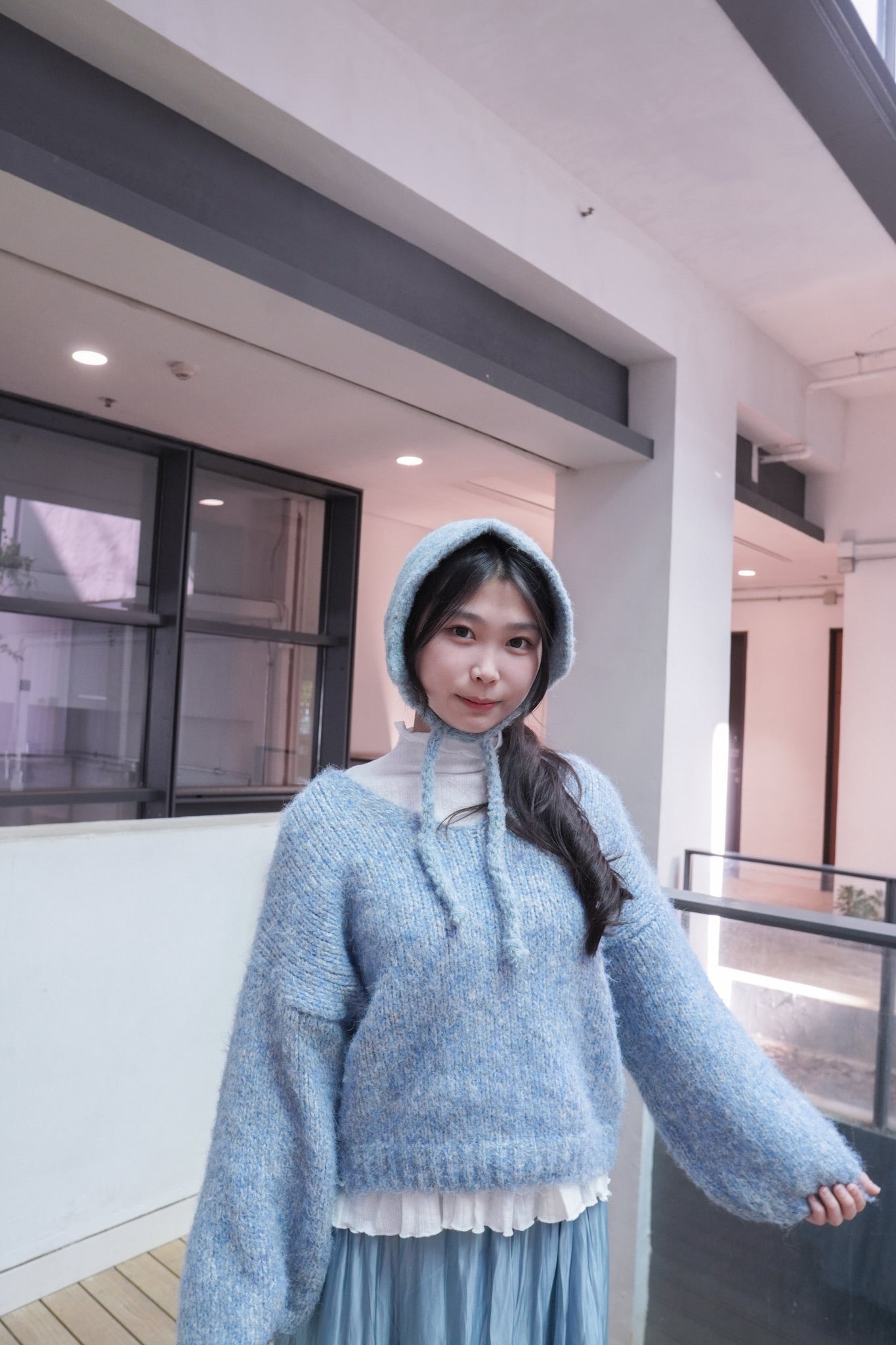 <預訂> 半高領ruffle邊傘型針織打底上衣