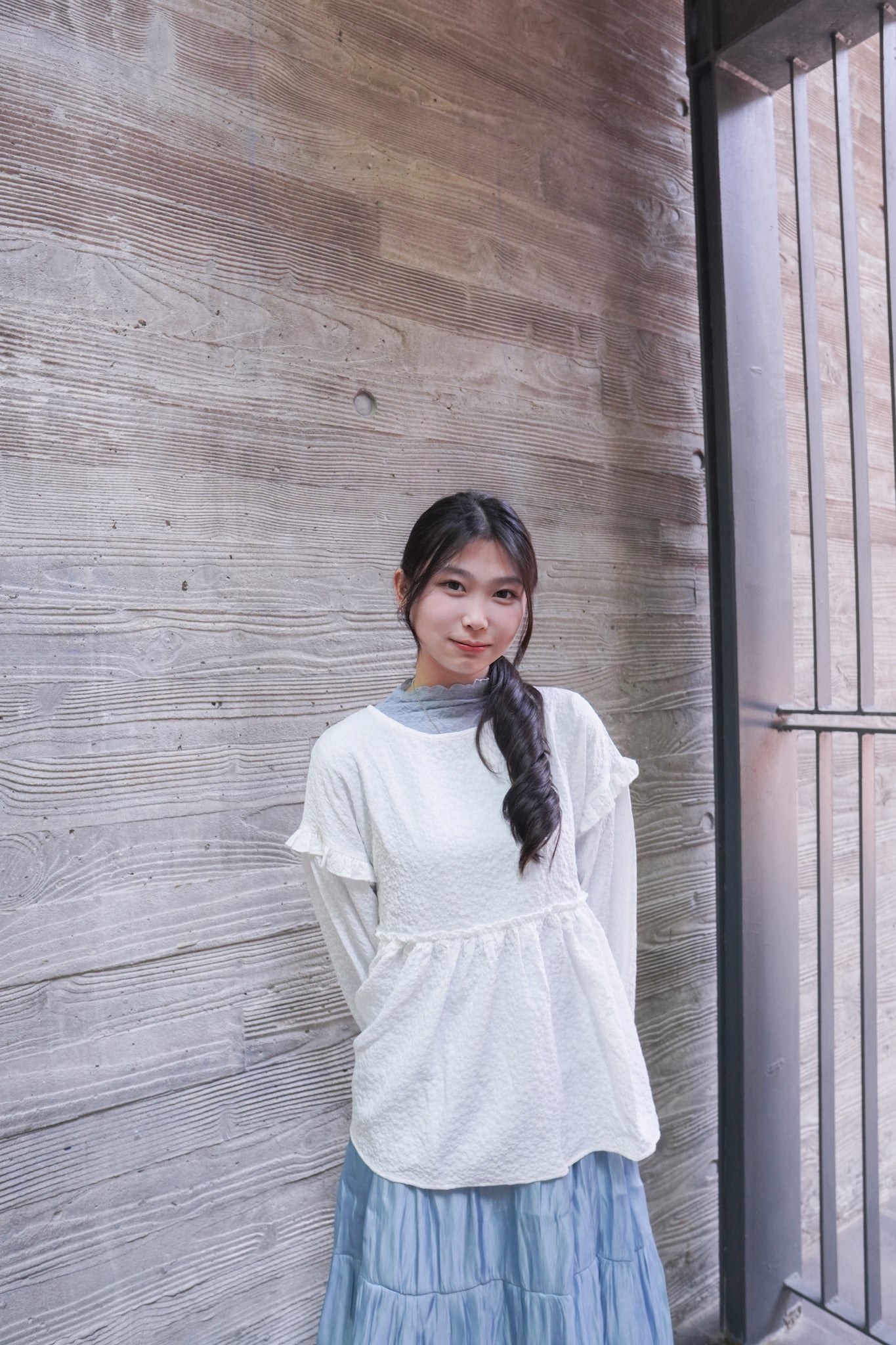 <現貨> 提花荷葉邊傘形圓領長袖上衣