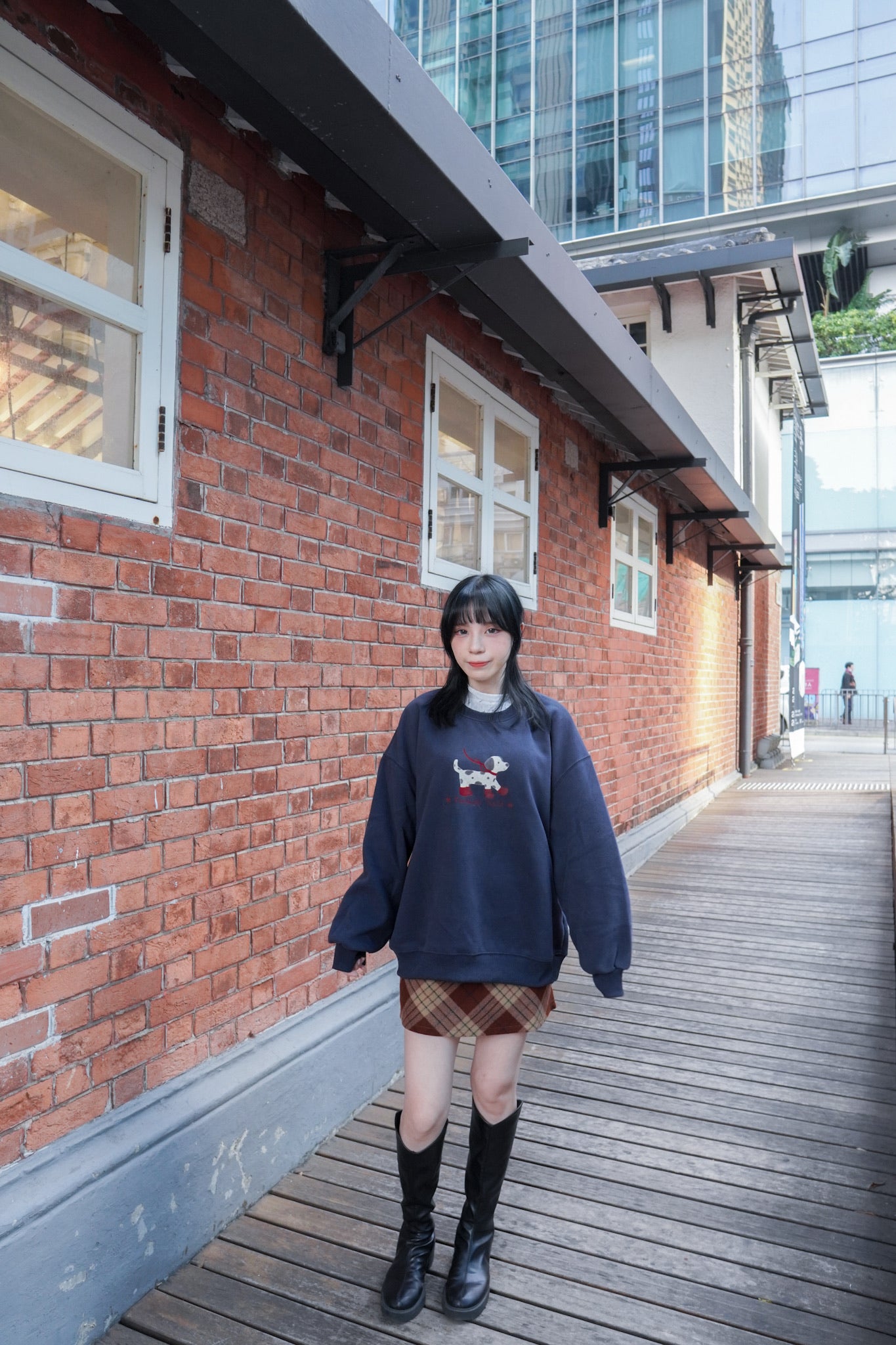 <現貨> 肌理感ruffle邊碎花打底長袖上衣