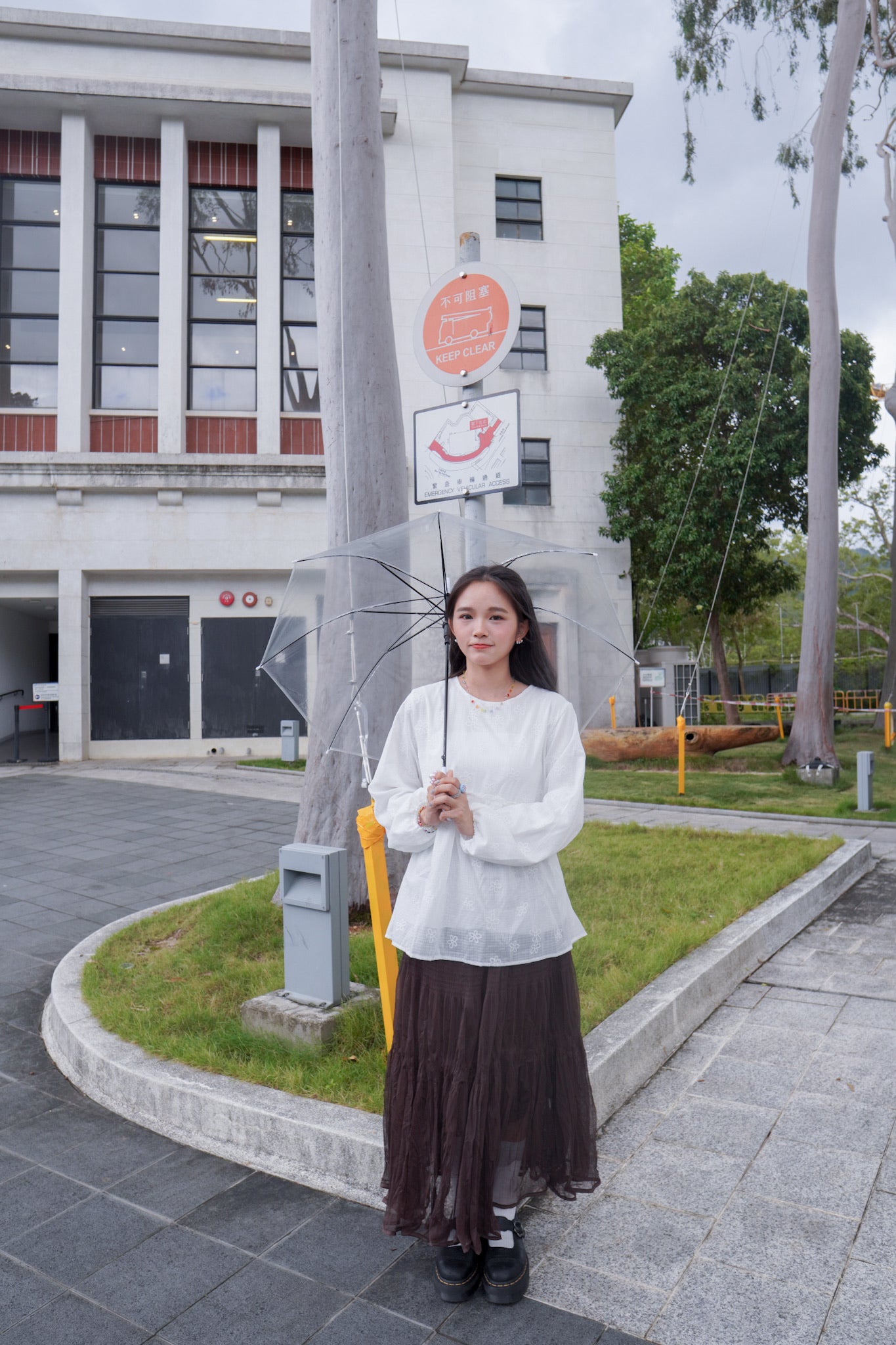 <現貨> 獨家款 泰國人手製作! 格紋小花卉泡泡袖上衣｜兩色入