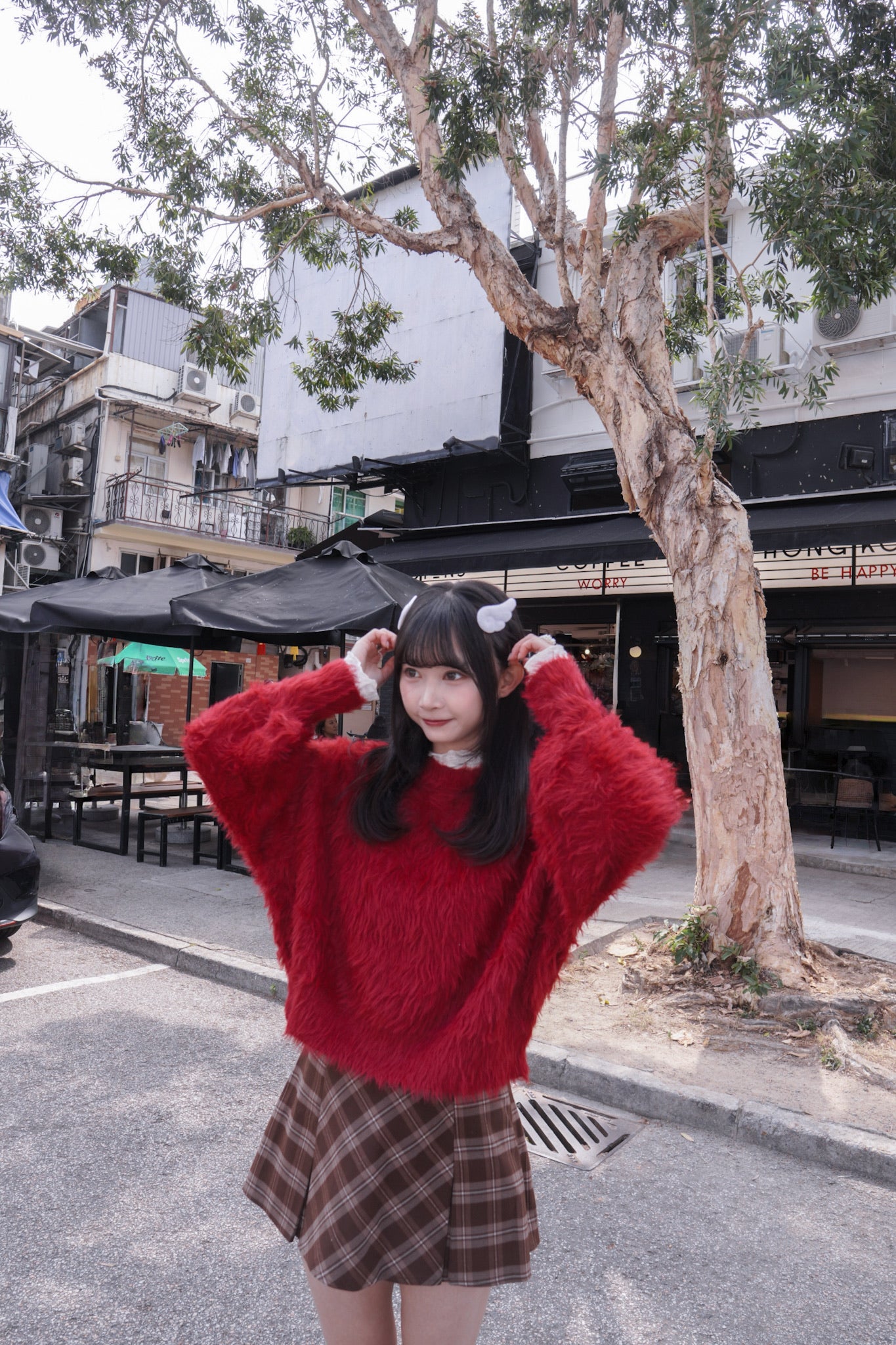 <預訂> 自家製 褶皺透明Ruffle邊立體花花高領內搭打底上衣｜兩色入