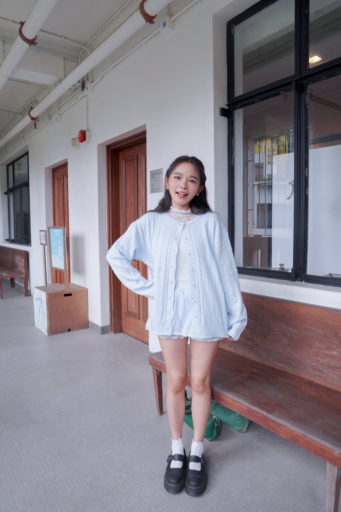 <現貨> 自家製 衣櫃必備！褶皺透明Ruffle邊高領內搭打底上衣