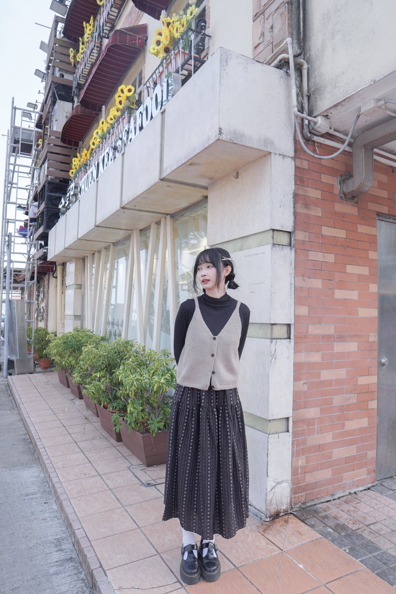 <現貨> 簡約針織v領鈕扣馬甲背心｜兩色入