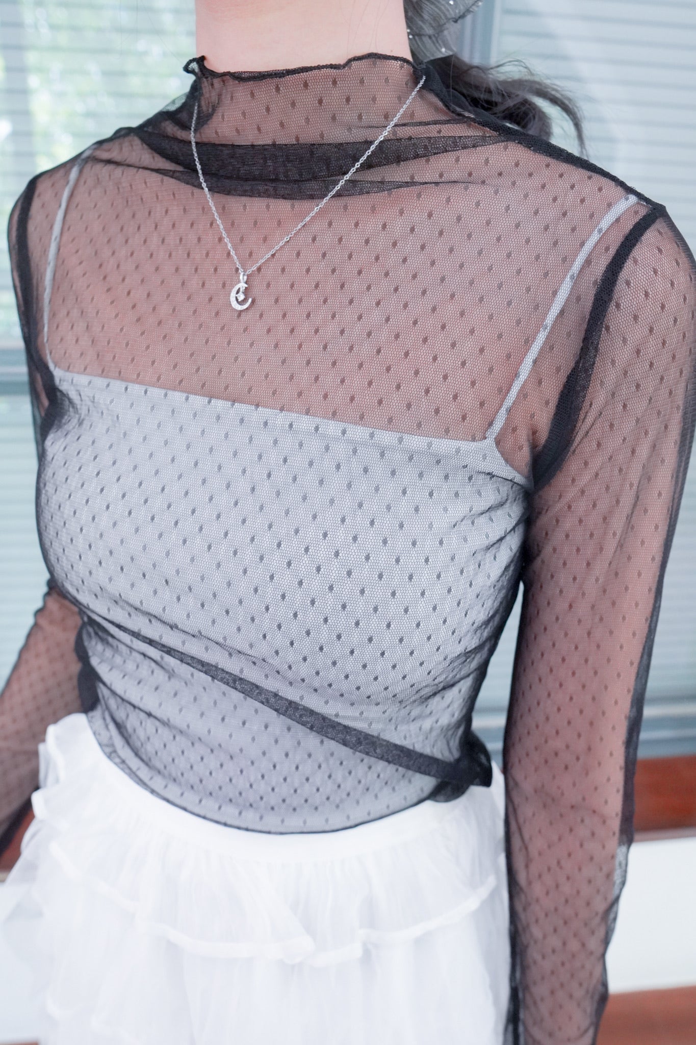 <現貨> 四季也OK！圓點薄紗蕾絲長袖打底內搭｜四色入