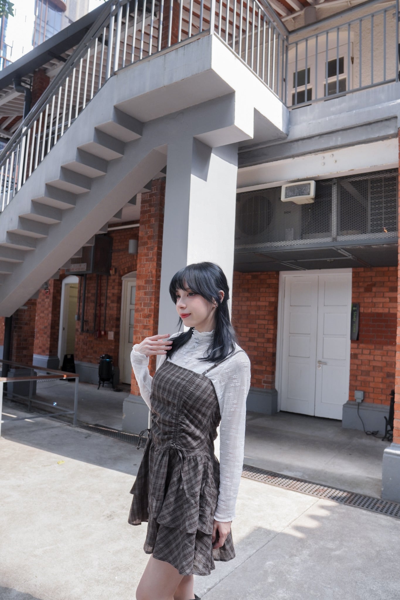 <預訂> 自家製 褶皺透明Ruffle邊立體花花高領內搭打底上衣｜兩色入