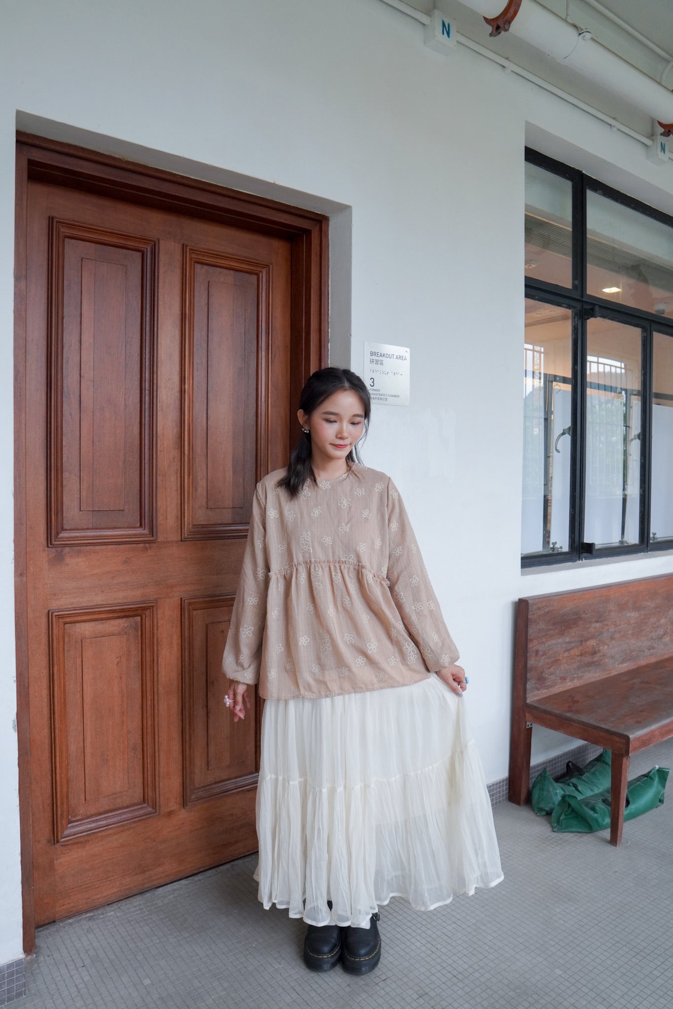 <現貨> 獨家款 泰國人手製作! 格紋小花卉泡泡袖上衣｜兩色入