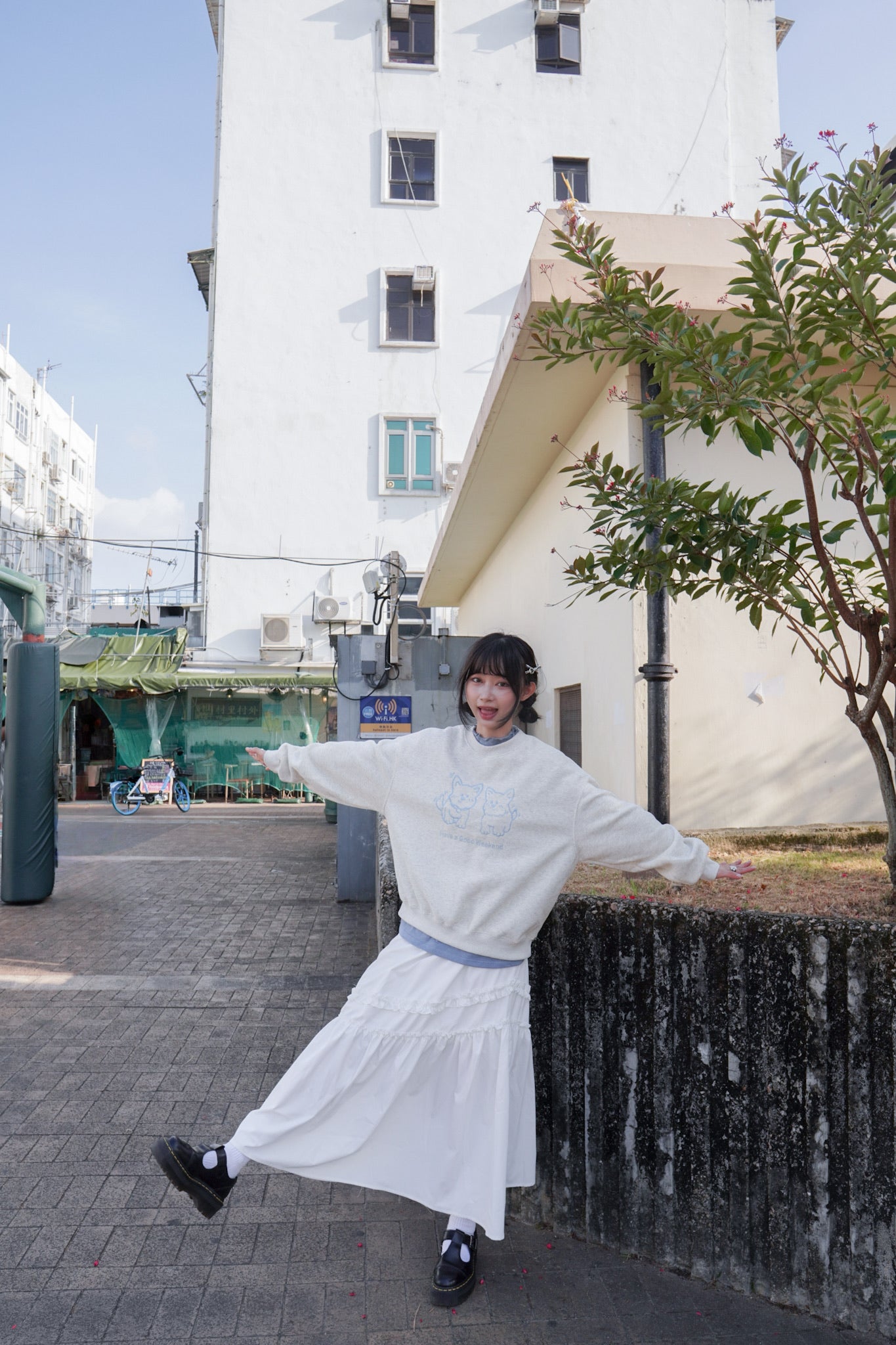 <現貨> 小狗刺繡LOGO長袖衛衣 | 兩色入