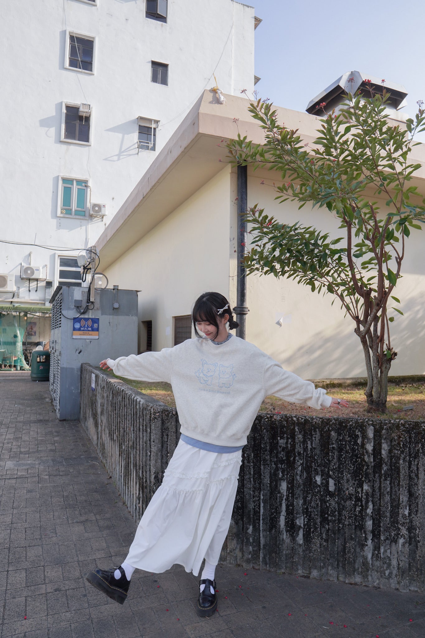 <現貨> 小狗刺繡LOGO長袖衛衣 | 兩色入