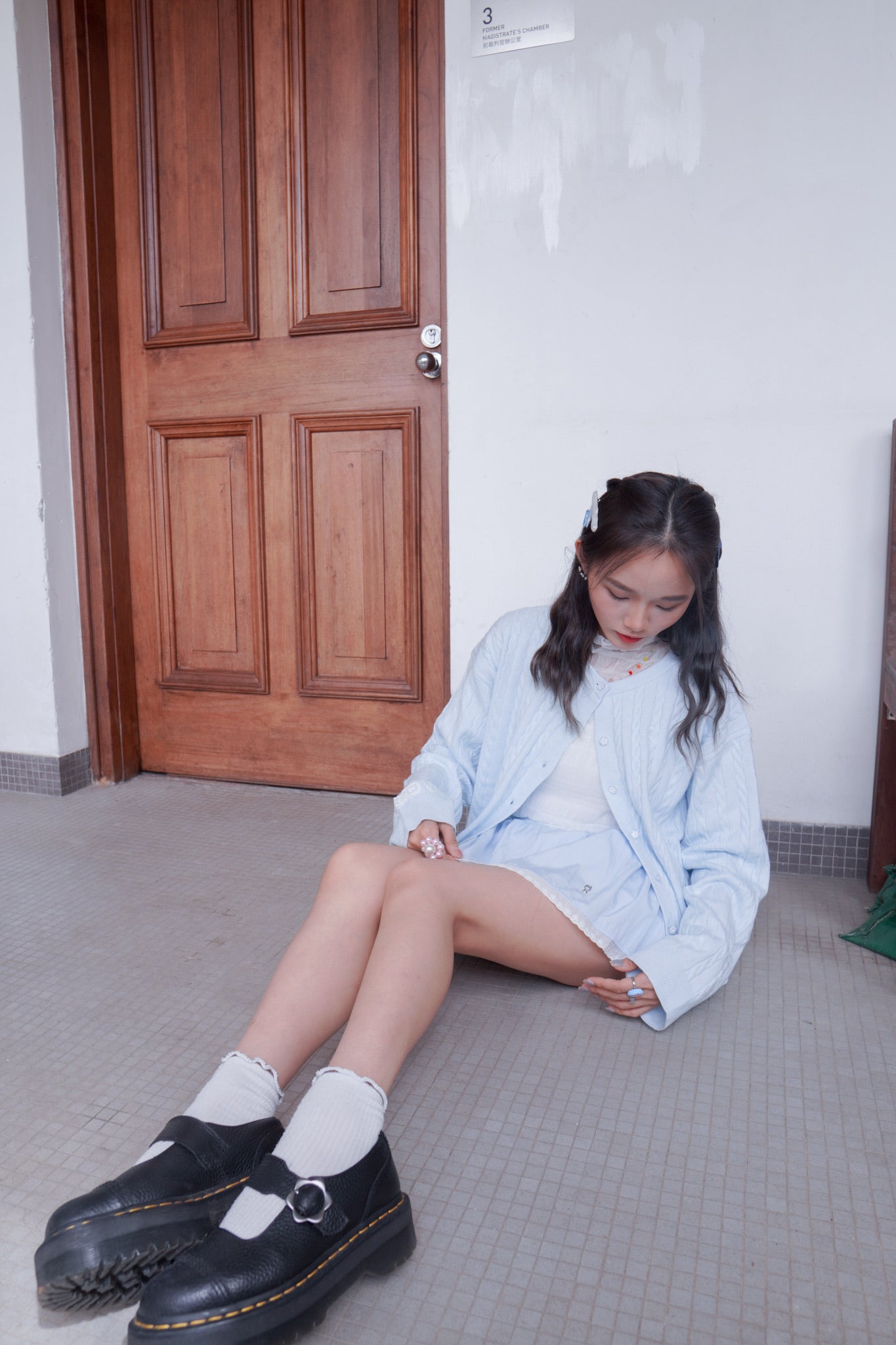 <現貨> 超可愛糖果色～棉花中長款花朵扣麻花開胸外套｜天藍