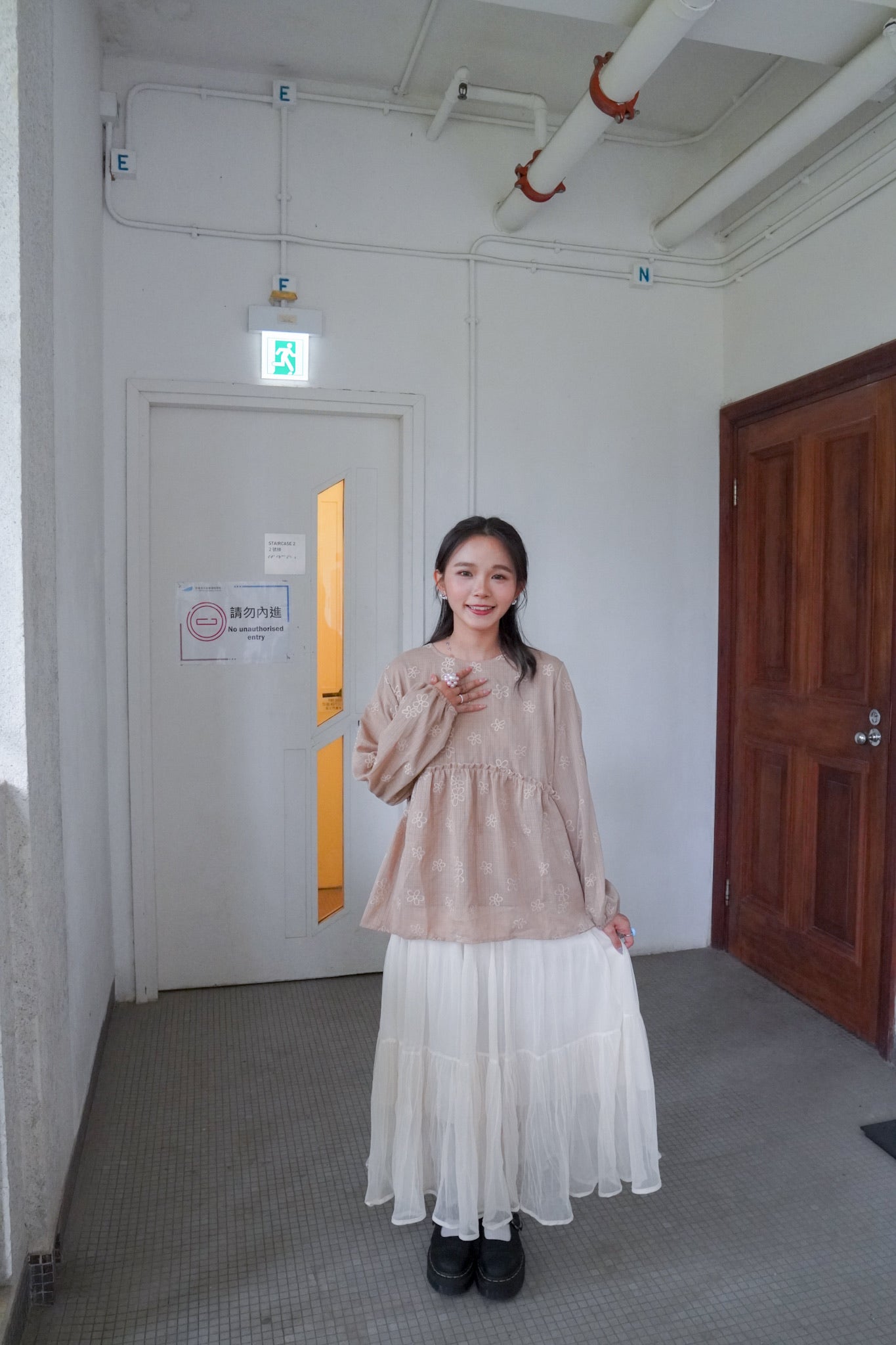 <現貨> 獨家款 泰國人手製作! 格紋小花卉泡泡袖上衣｜兩色入