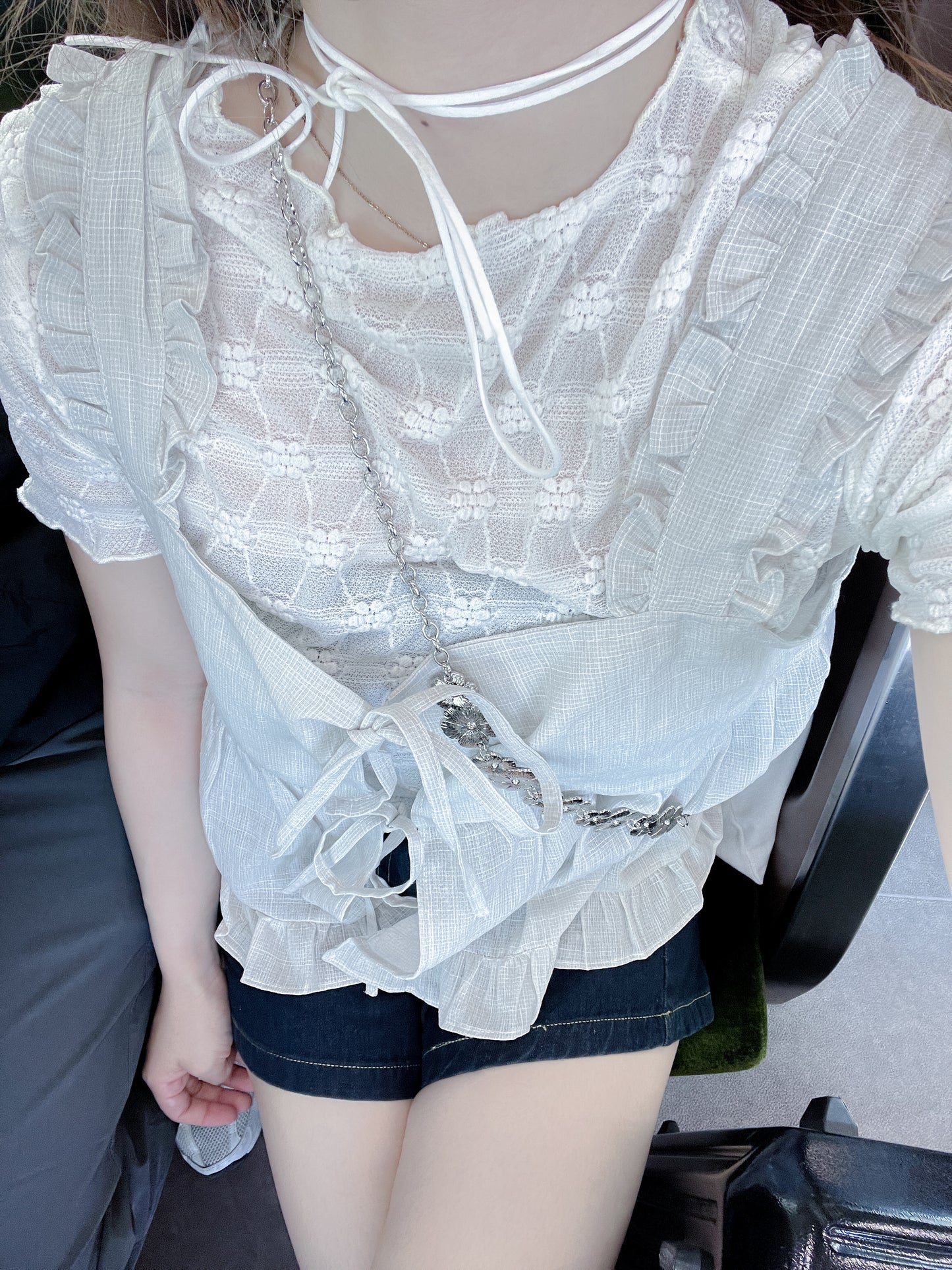 <預訂> ruffle木耳提花短袖透透上衣
