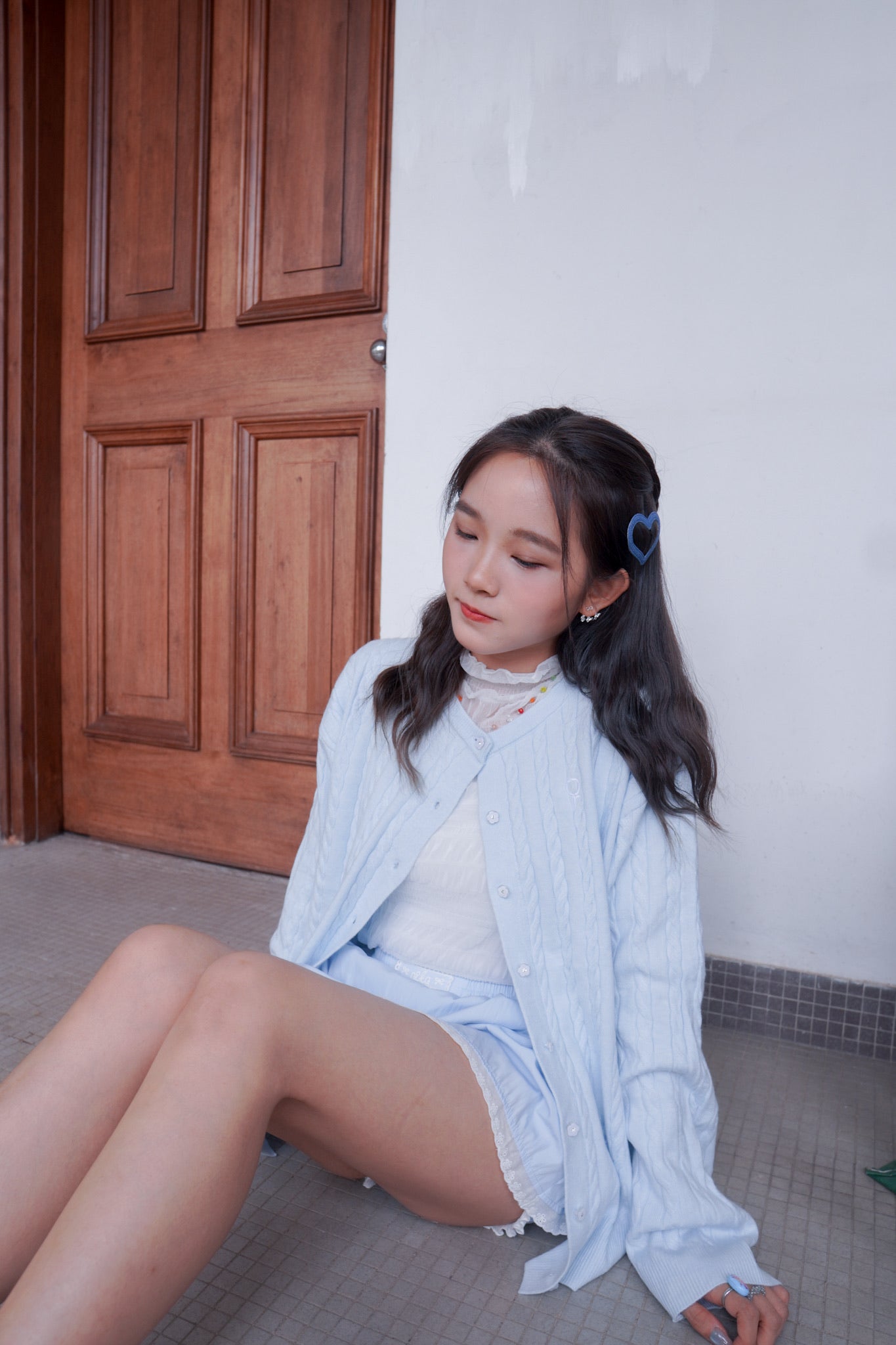 <現貨> 超可愛糖果色～棉花中長款花朵扣麻花開胸外套｜天藍