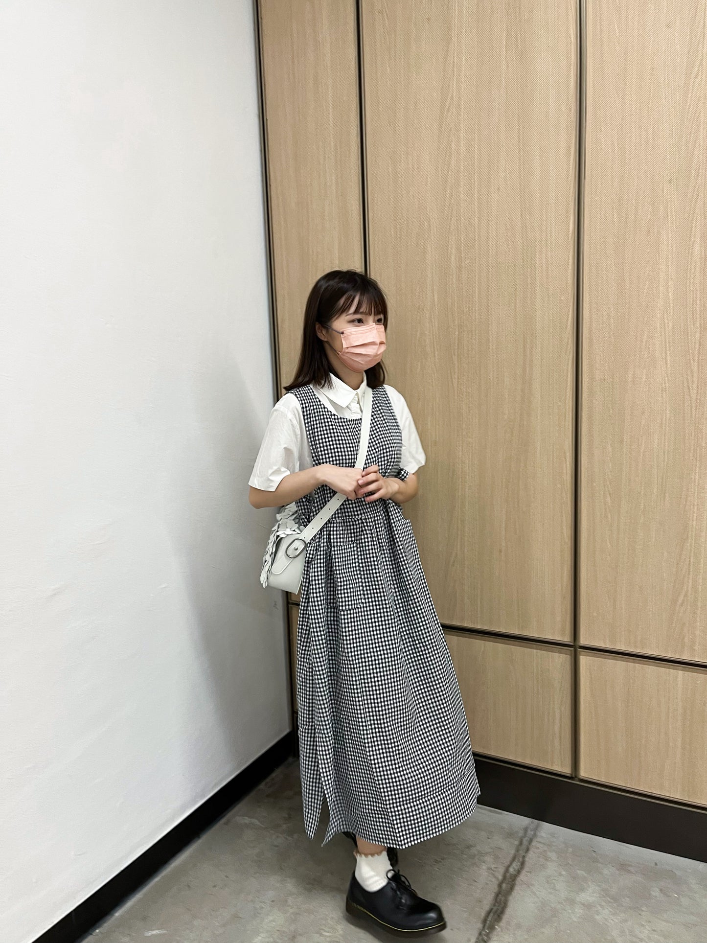 MM 查詢度極高！格仔外搭開叉綁帶連身長裙